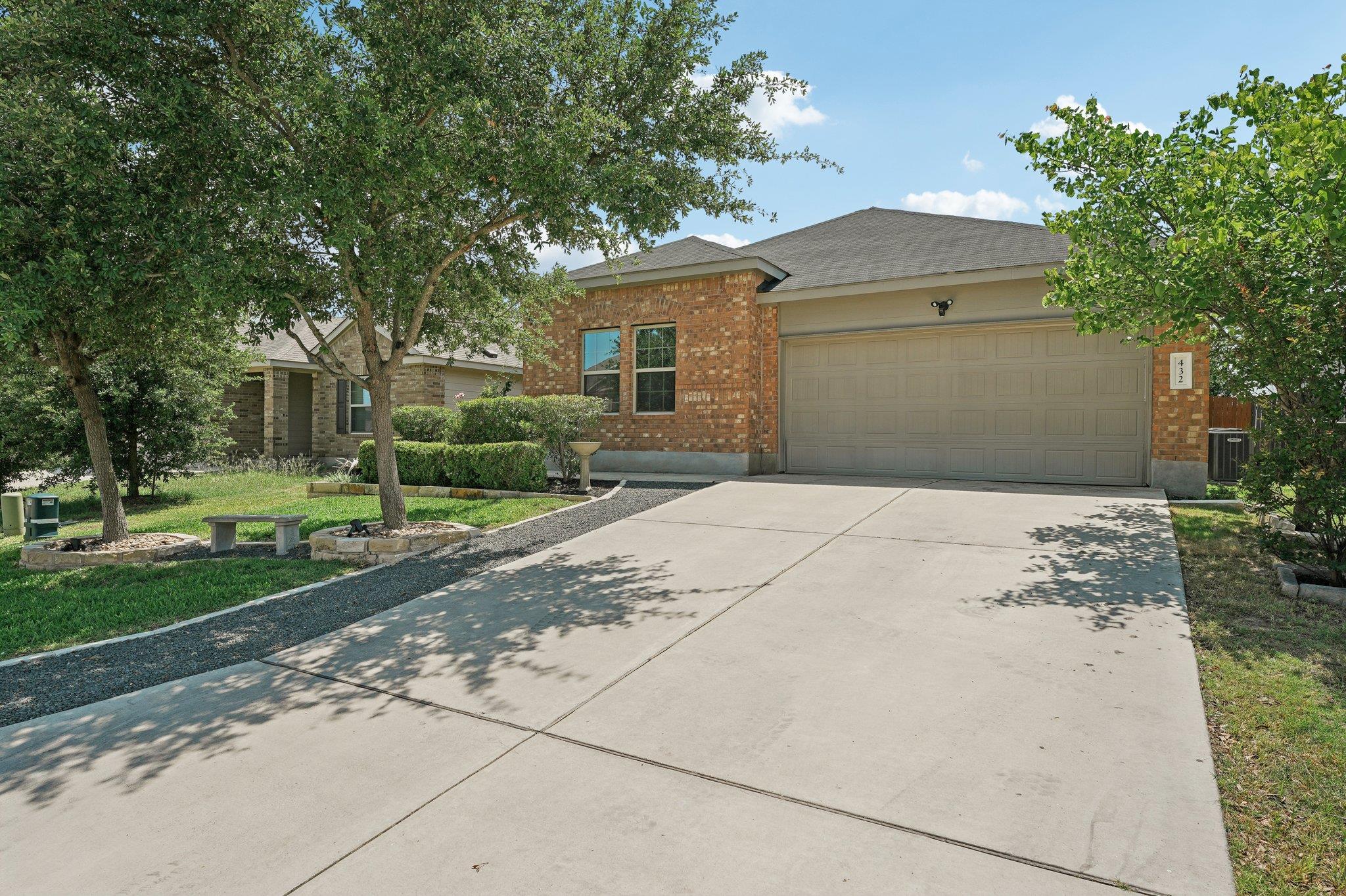 432 Druse Ln, Jarrell, TX 76537
