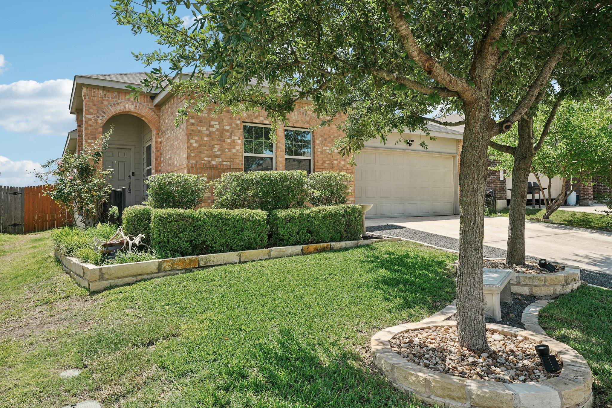 432 Druse Ln, Jarrell, TX 76537
