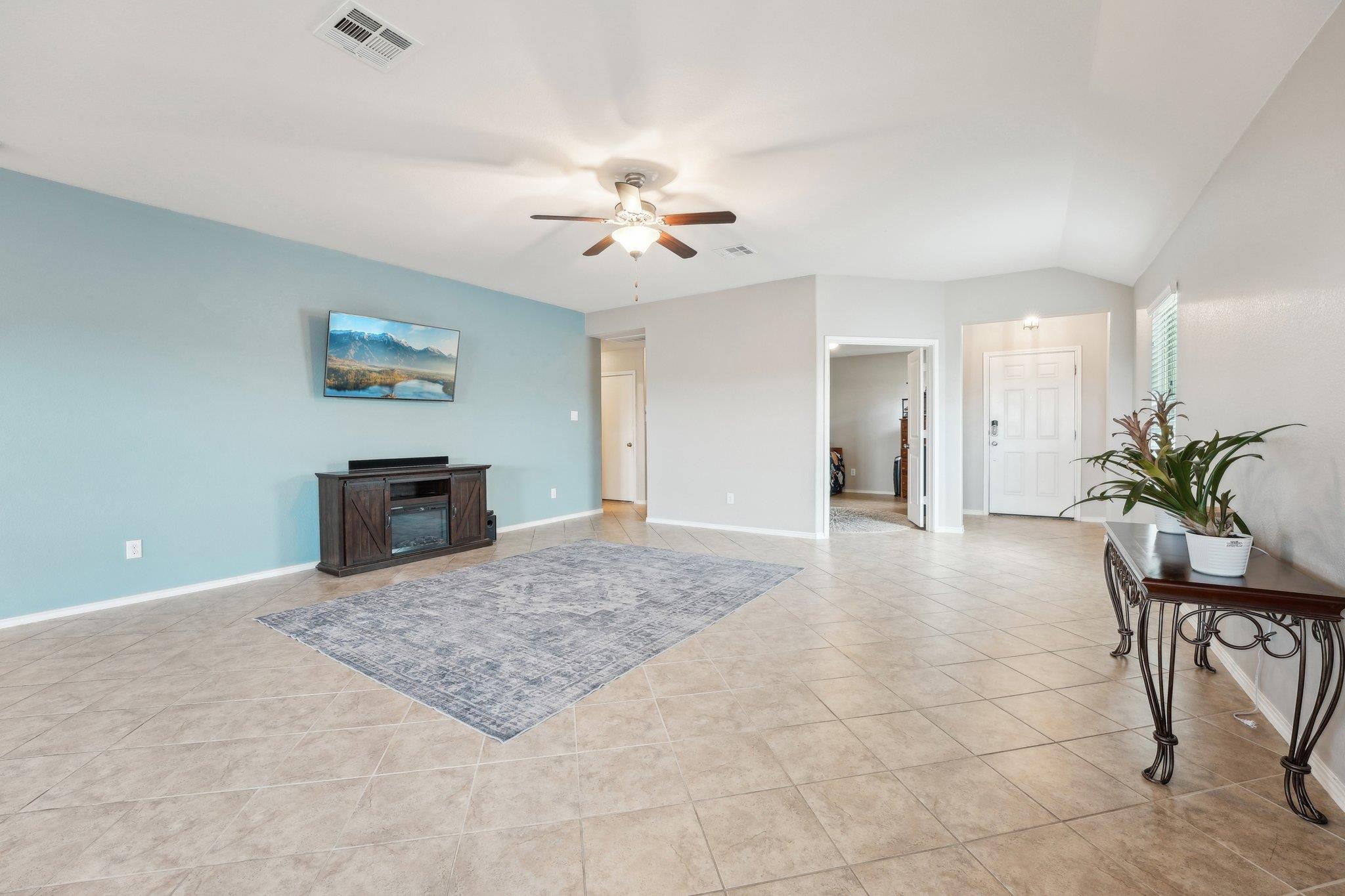 432 Druse Ln, Jarrell, TX 76537