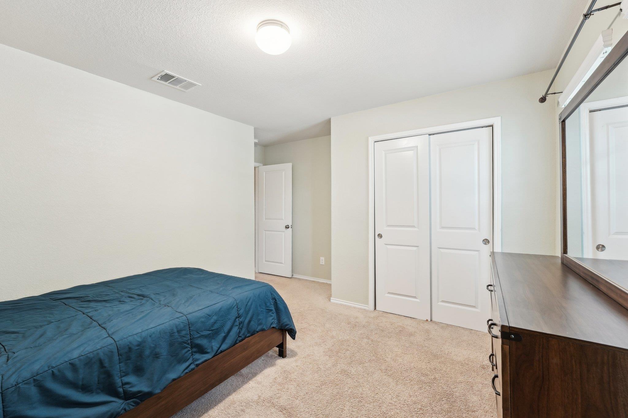 432 Druse Ln, Jarrell, TX 76537