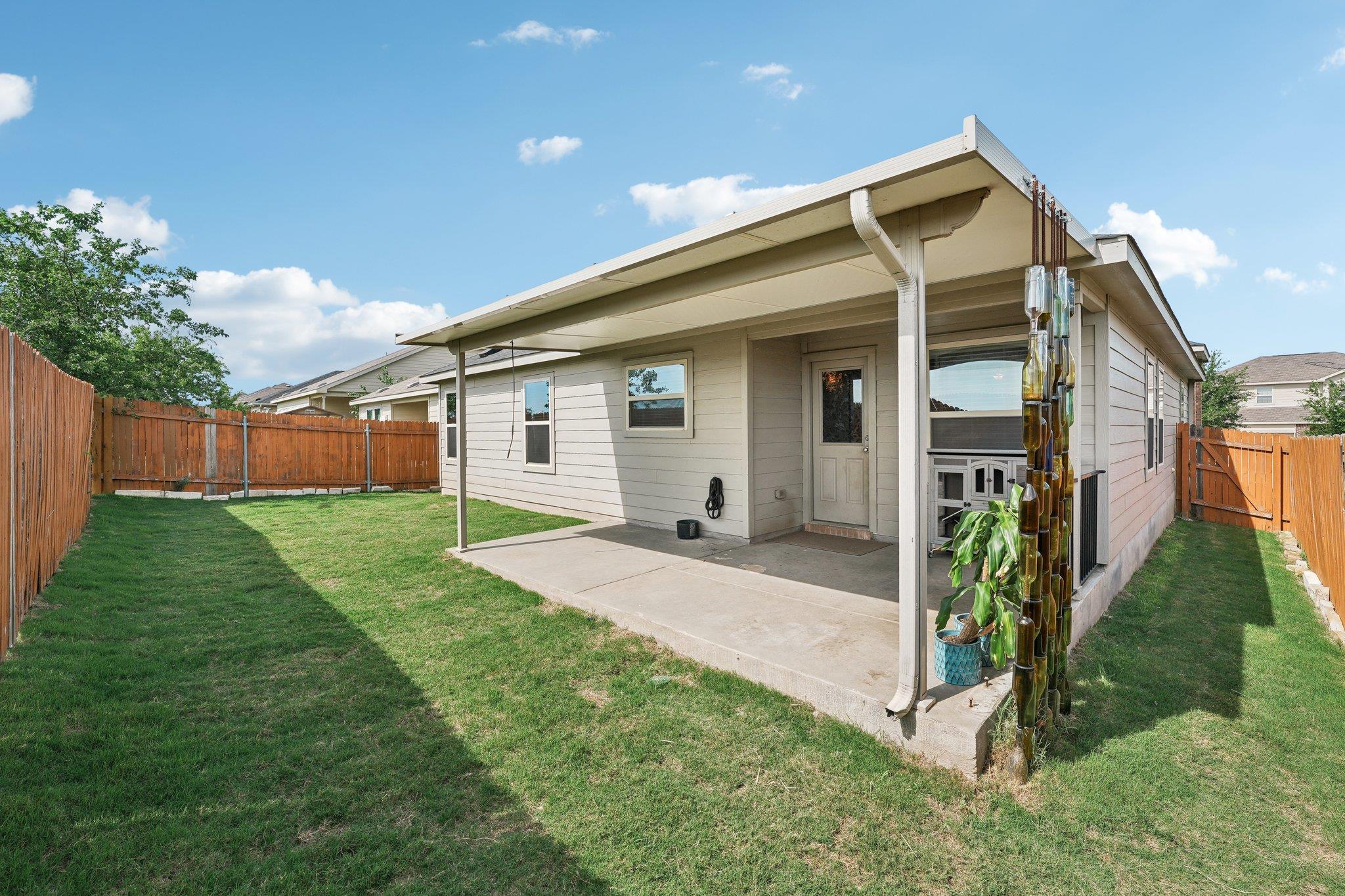 432 Druse Ln, Jarrell, TX 76537
