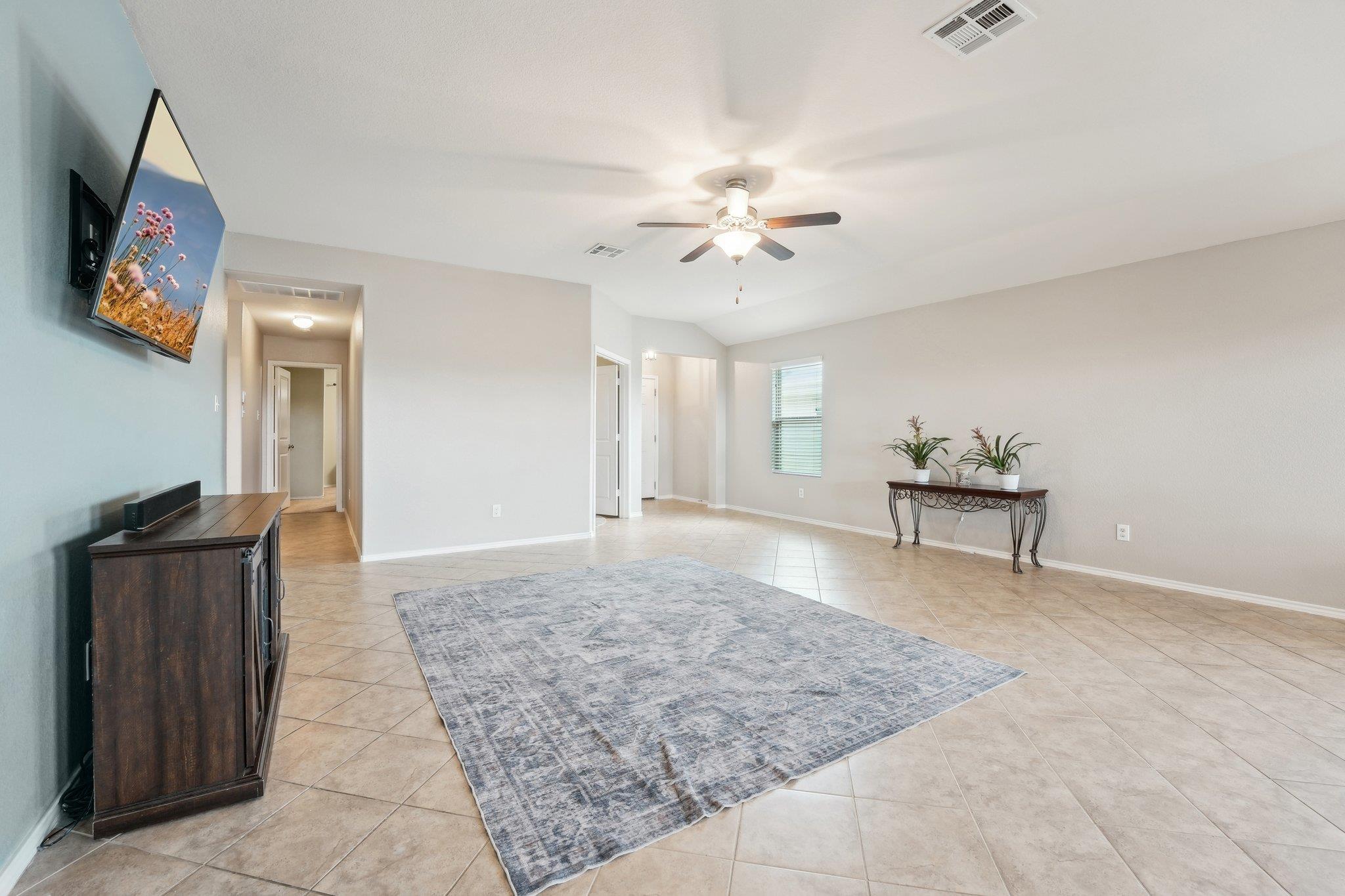 432 Druse Ln, Jarrell, TX 76537