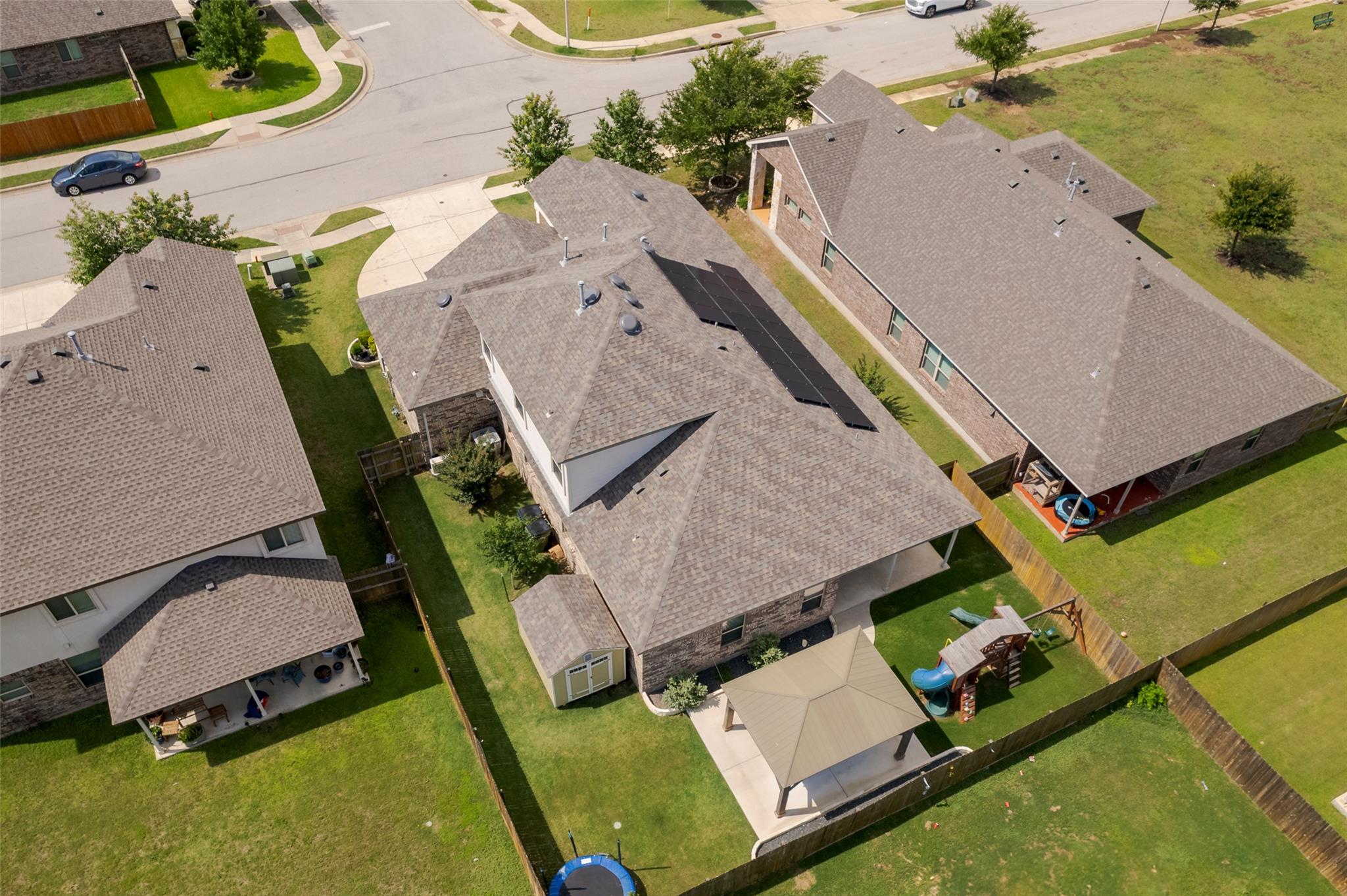 533 Flag Ln, Leander, TX 78641