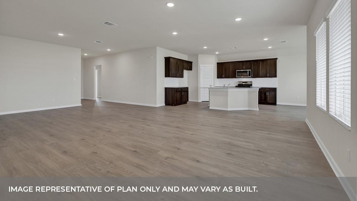 362 BARRON ESTATE Dr, Lockhart, TX 78644