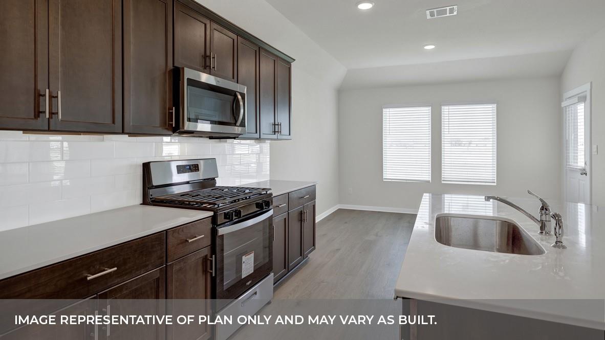 362 BARRON ESTATE Dr, Lockhart, TX 78644