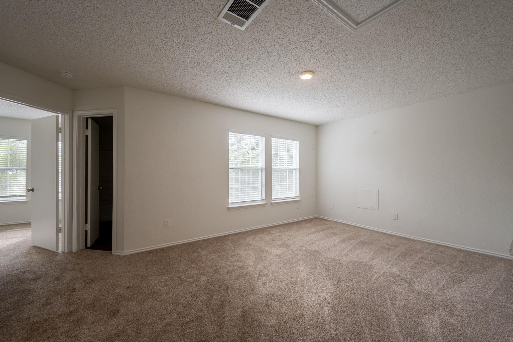 420 Emerald Fields Ln, Kyle, TX 78640