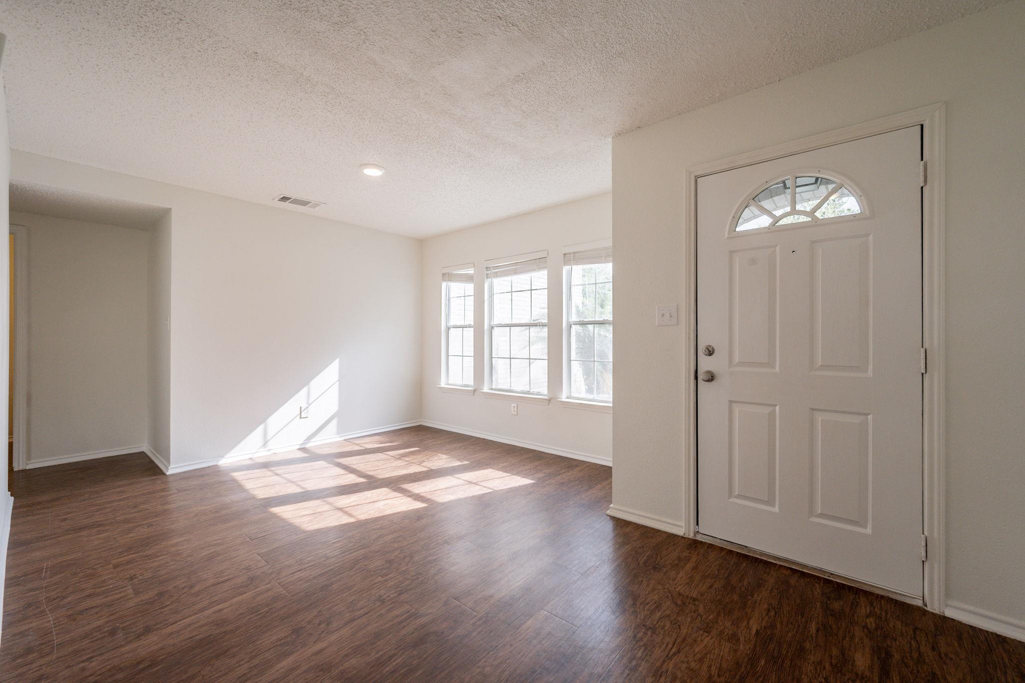 420 Emerald Fields Ln, Kyle, TX 78640