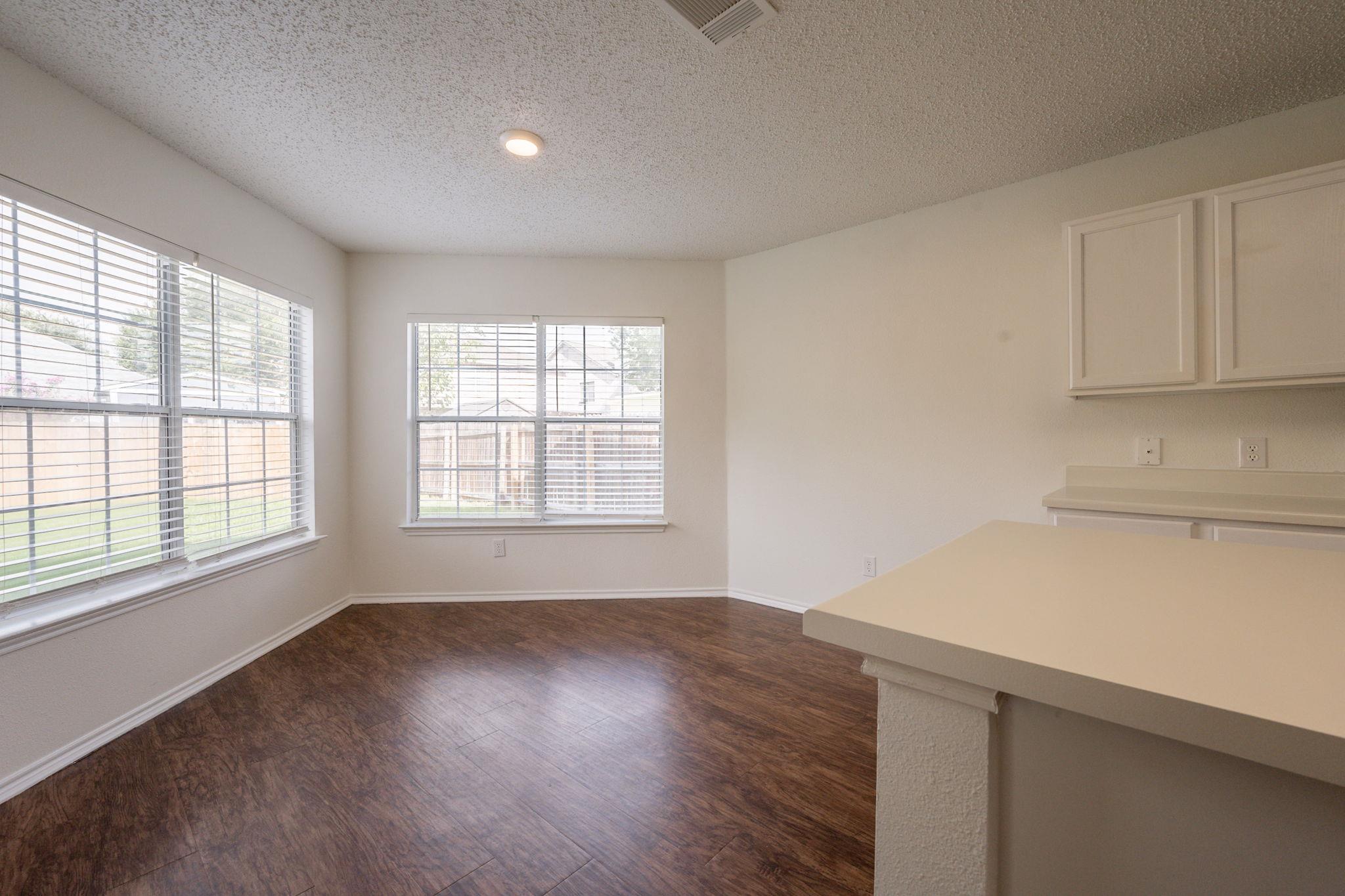 420 Emerald Fields Ln, Kyle, TX 78640