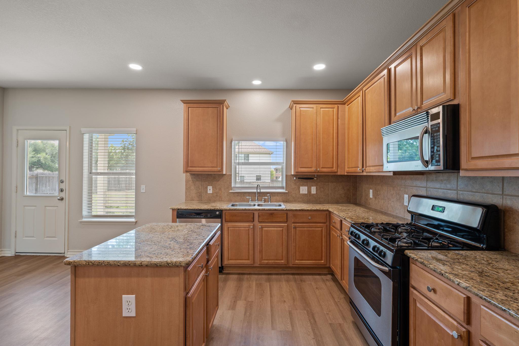 20925 Texas Meadows Dr, Pflugerville, TX 78660