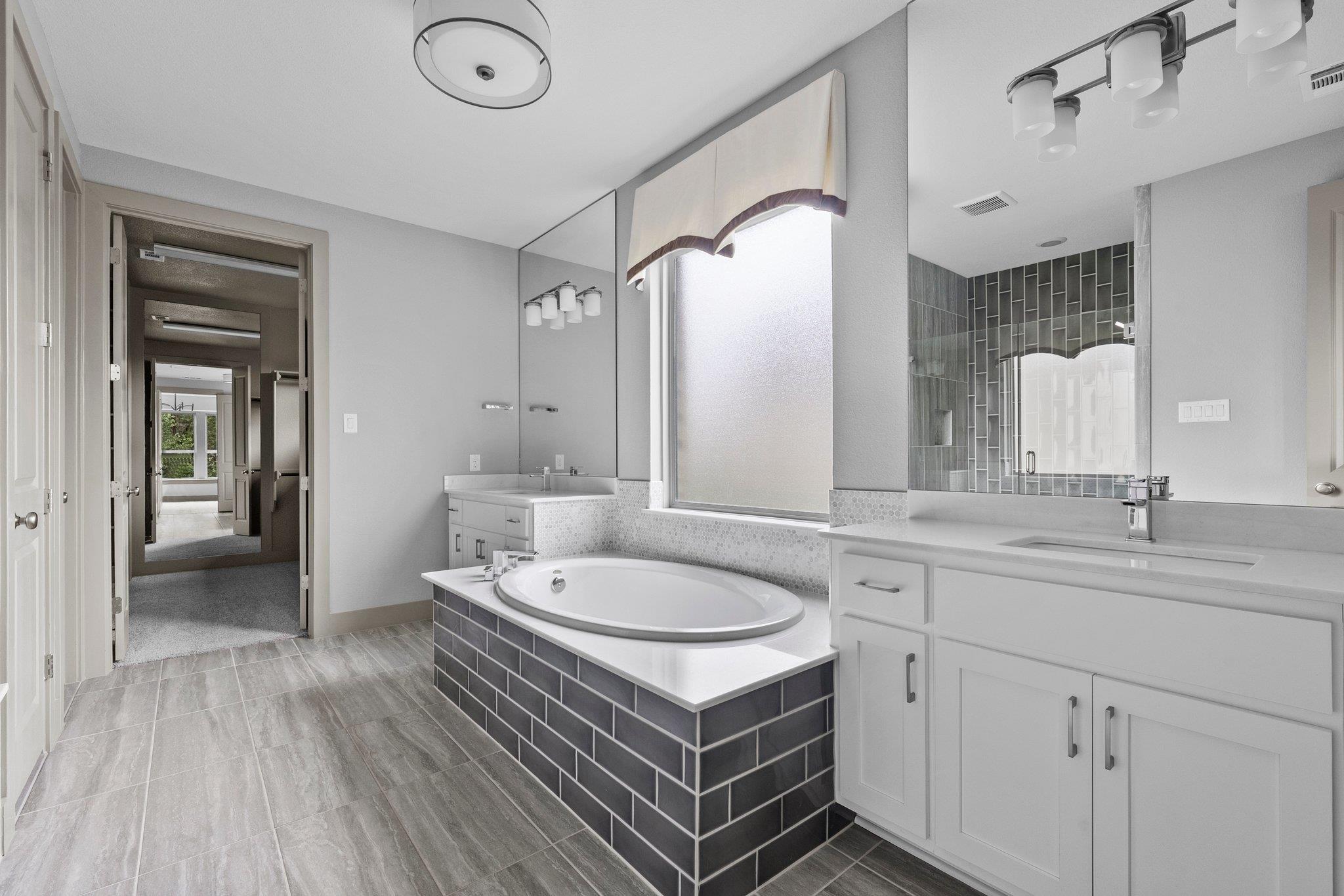 8108 Turning Leaf Cir, Lago Vista, TX 78645