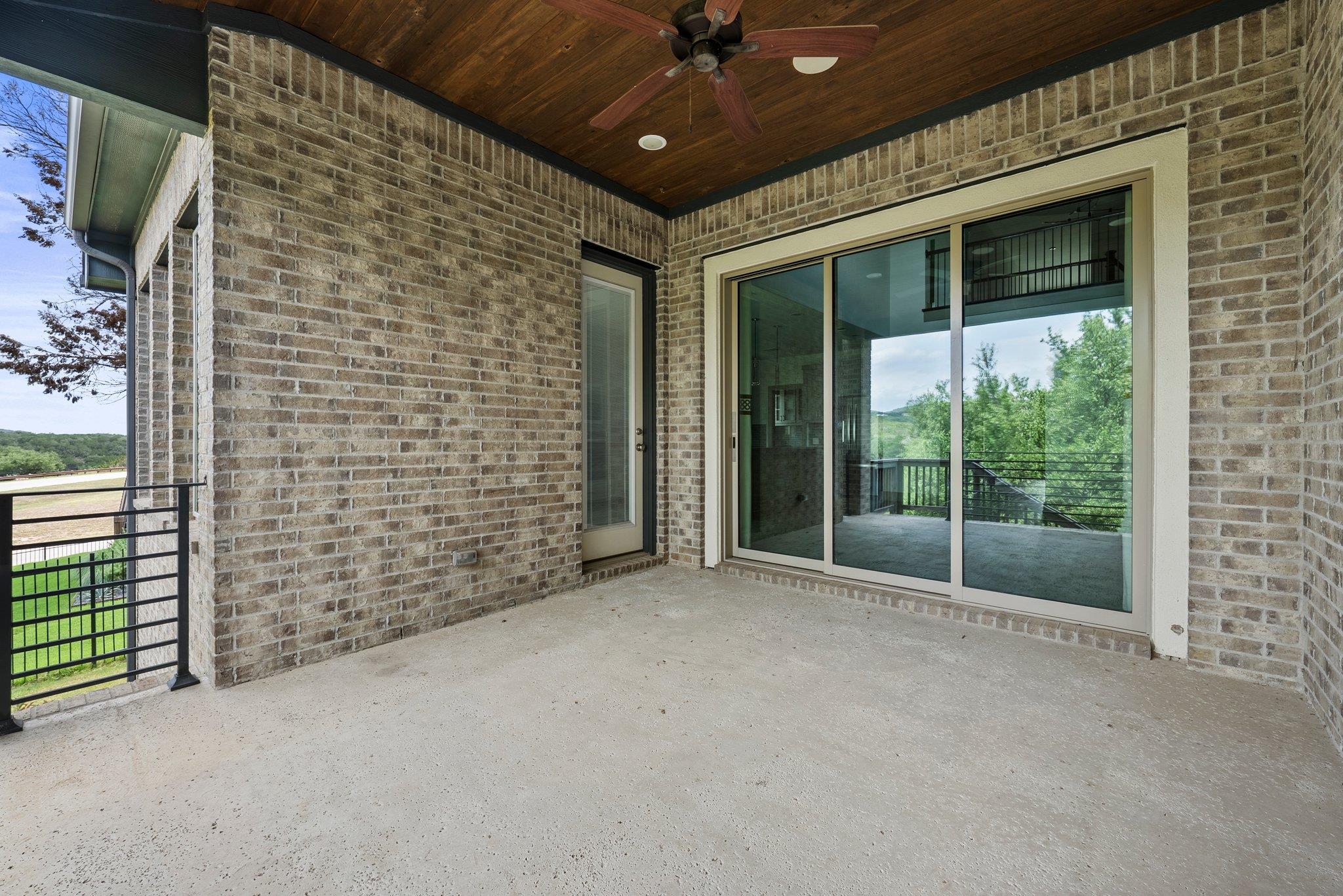 8108 Turning Leaf Cir, Lago Vista, TX 78645