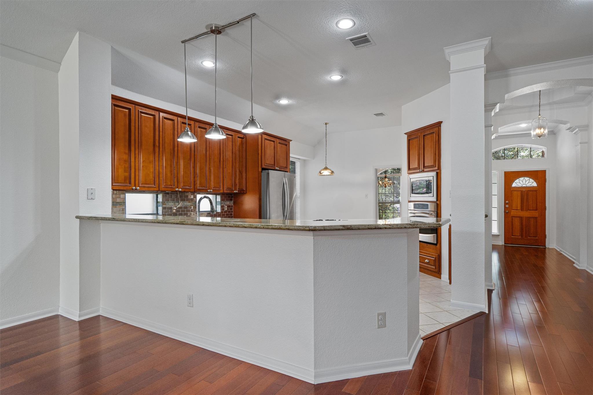 2328 Rodeo Dr, Austin, TX 78727