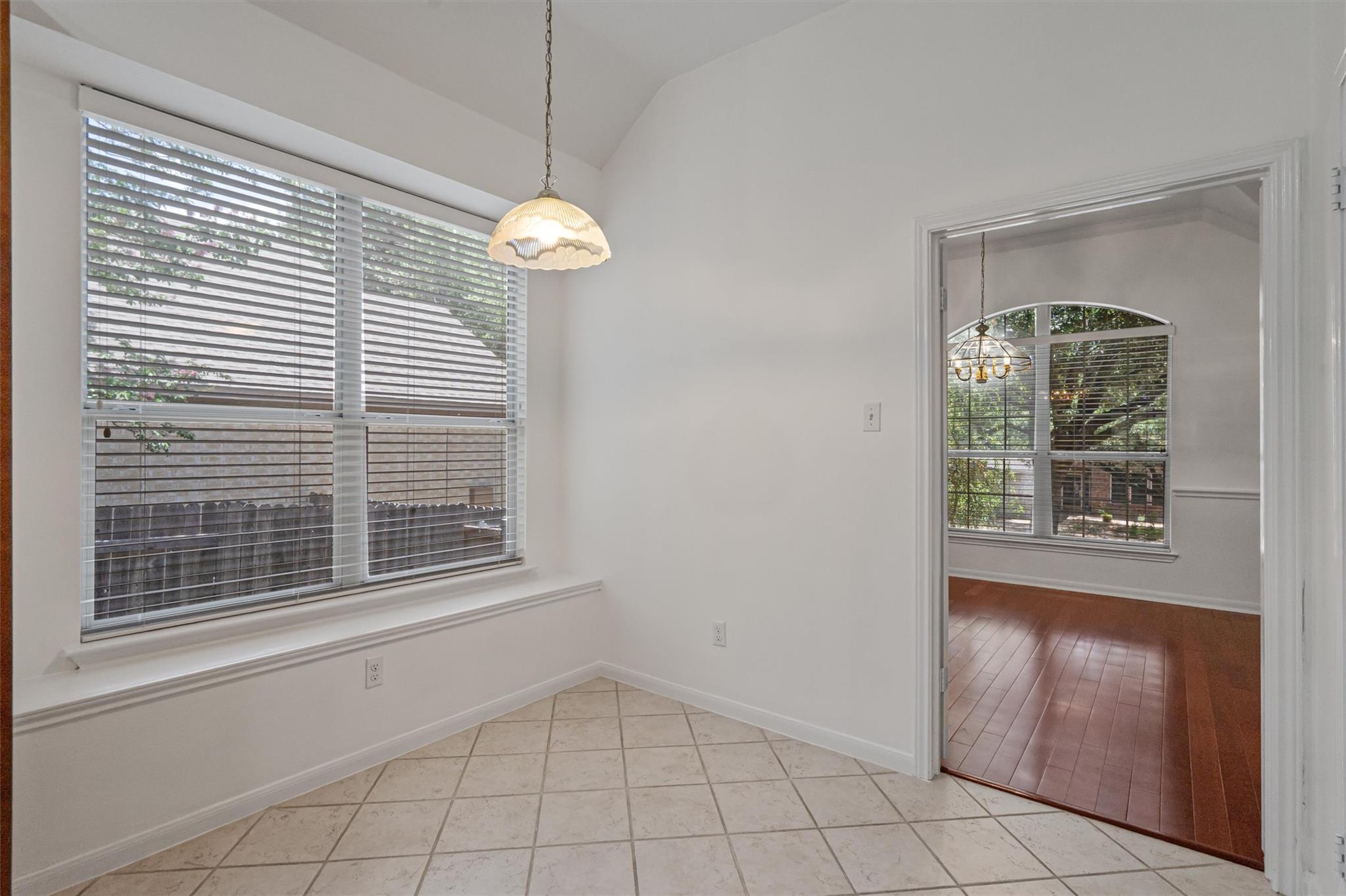 2328 Rodeo Dr, Austin, TX 78727