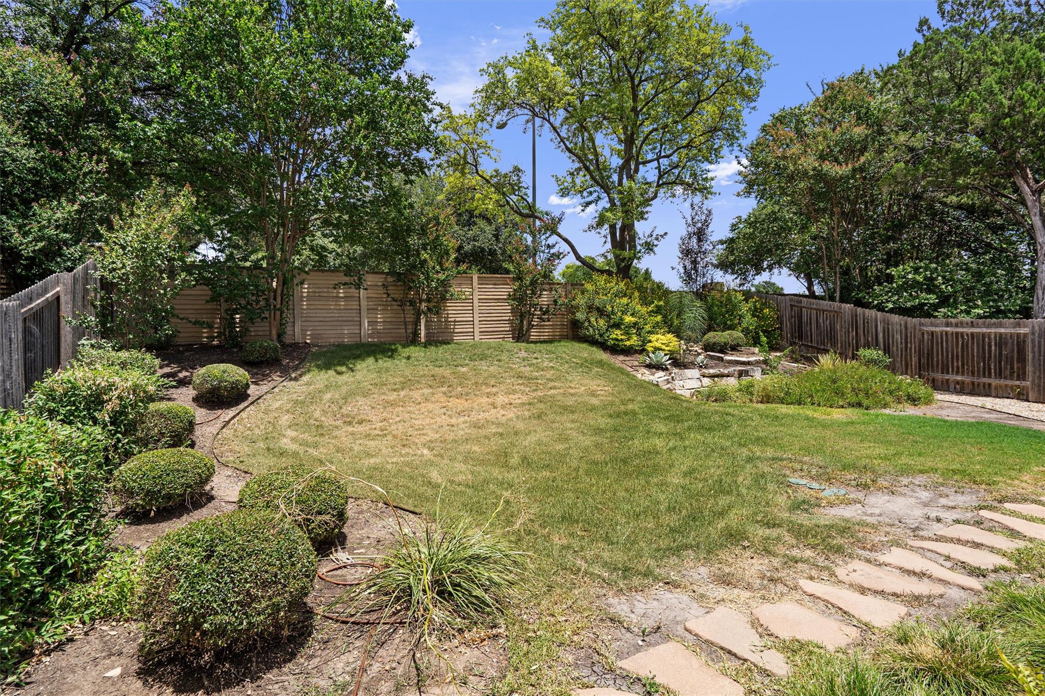 2328 Rodeo Dr, Austin, TX 78727