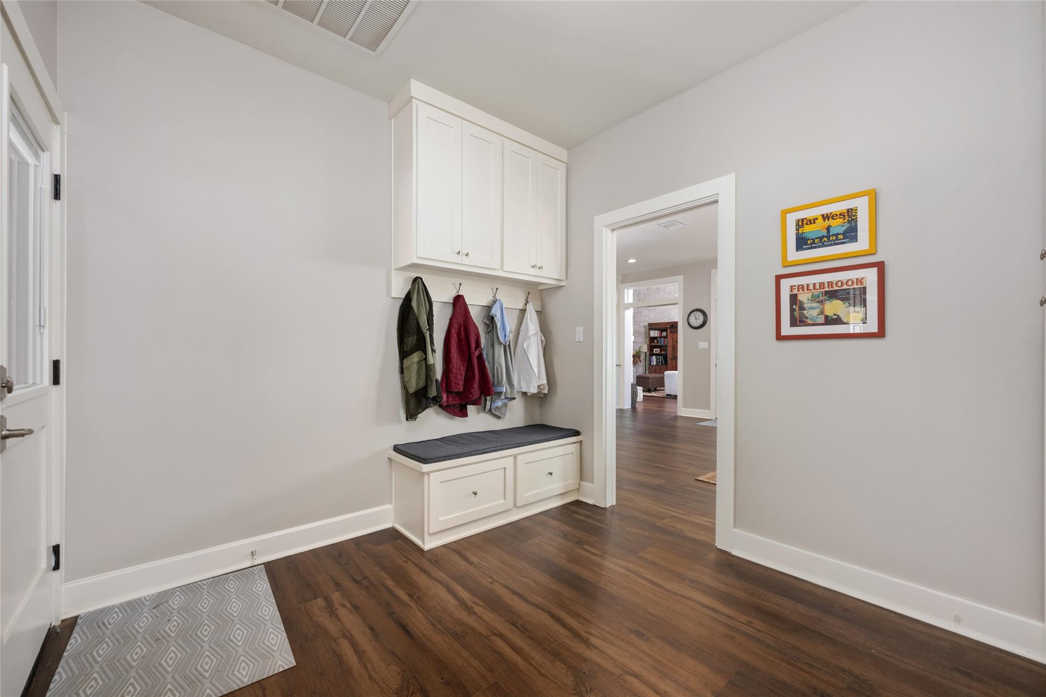 1276 CANYON CROSSING Vw, Dripping Springs, TX 78620