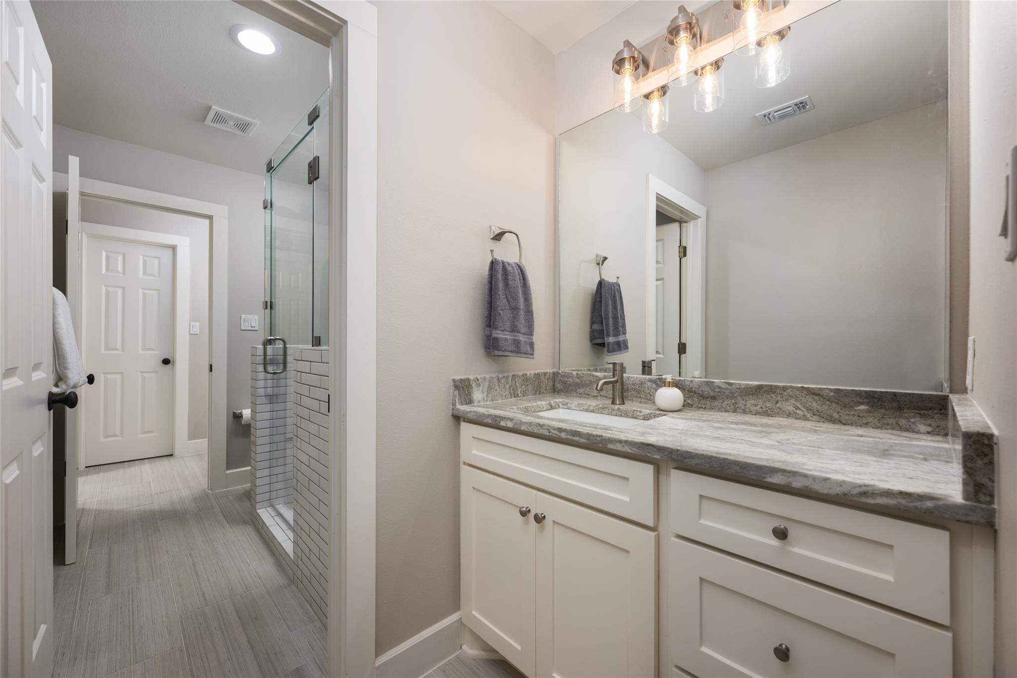 1276 CANYON CROSSING Vw, Dripping Springs, TX 78620