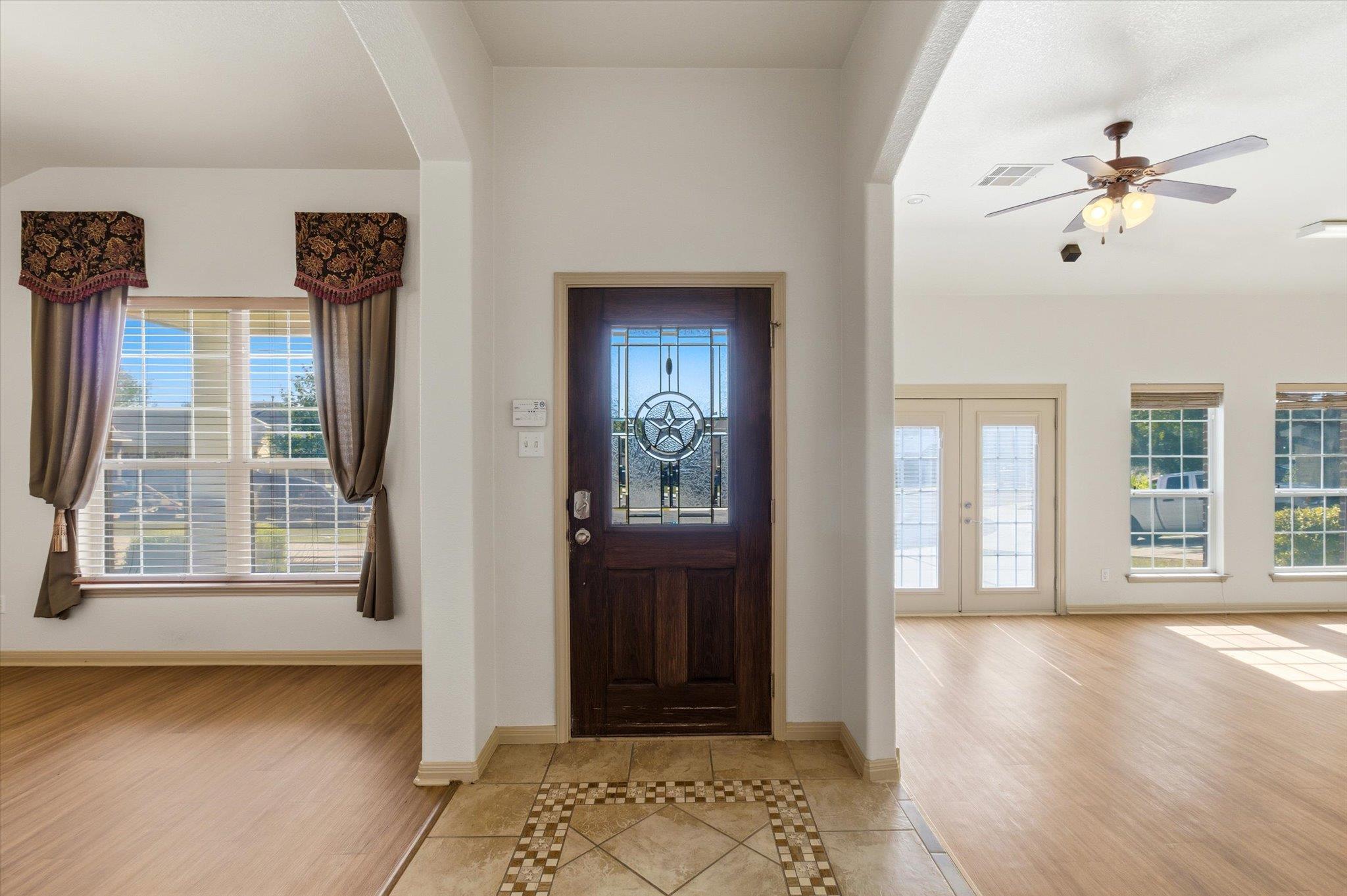 156 Caddis Cv, Kyle, TX 78640