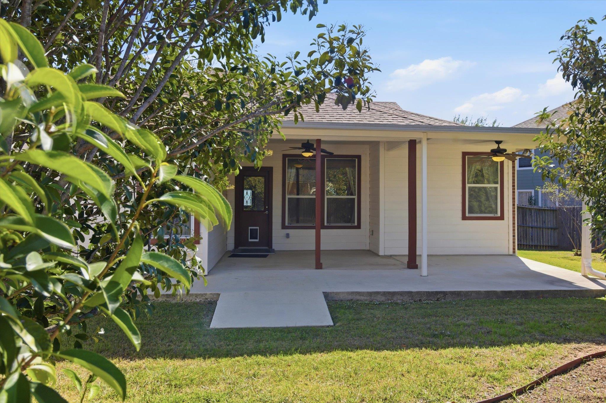 156 Caddis Cv, Kyle, TX 78640