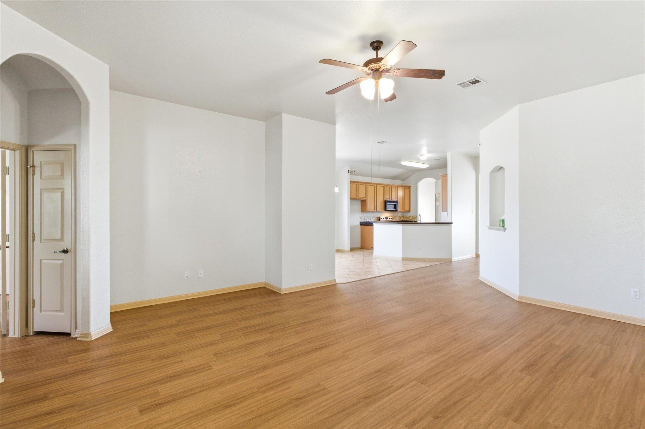 156 Caddis Cv, Kyle, TX 78640