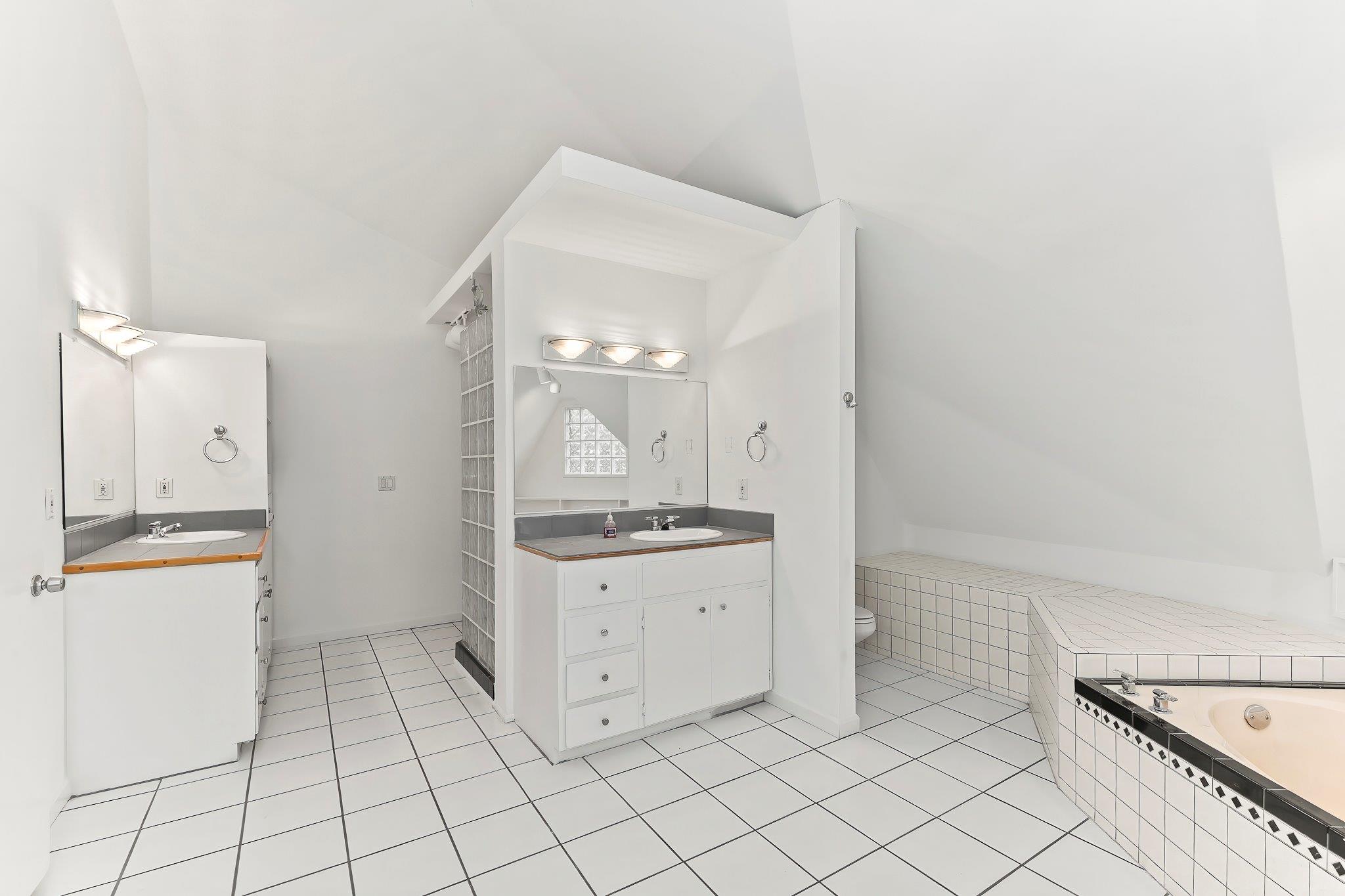 17226 Rocky Ridge Rd, Austin, TX 78734