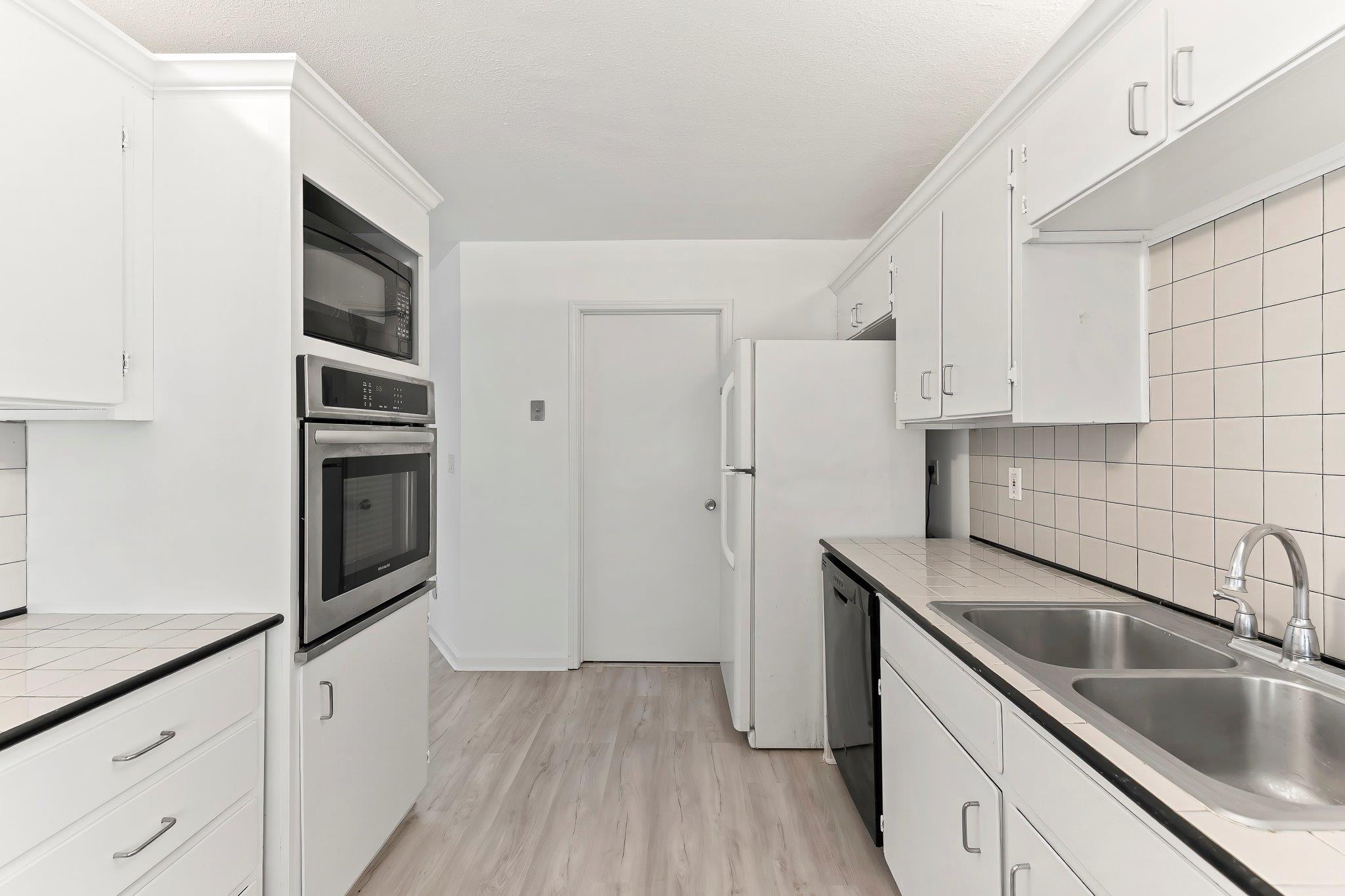 17226 Rocky Ridge Rd, Austin, TX 78734