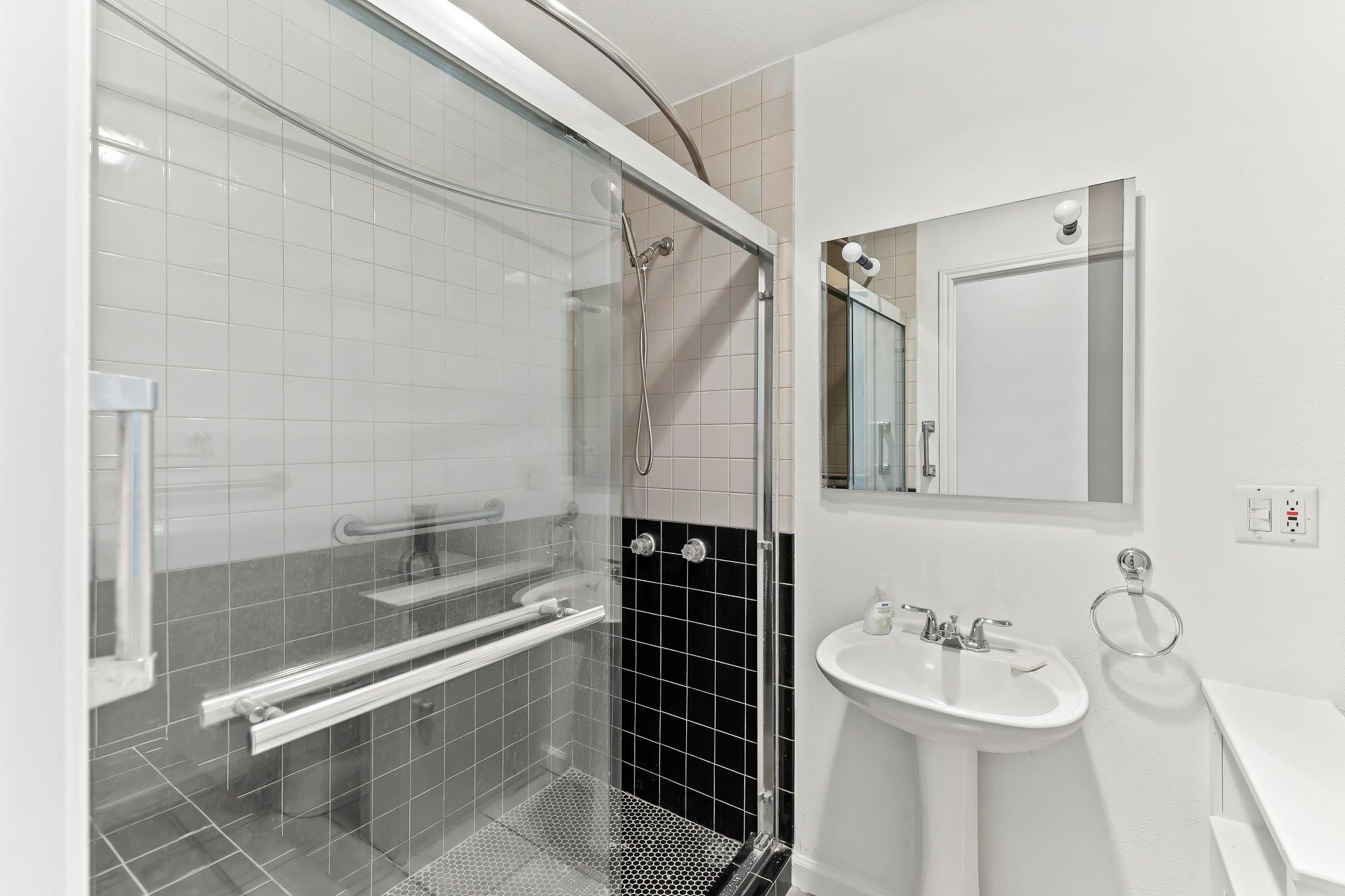 17226 Rocky Ridge Rd, Austin, TX 78734