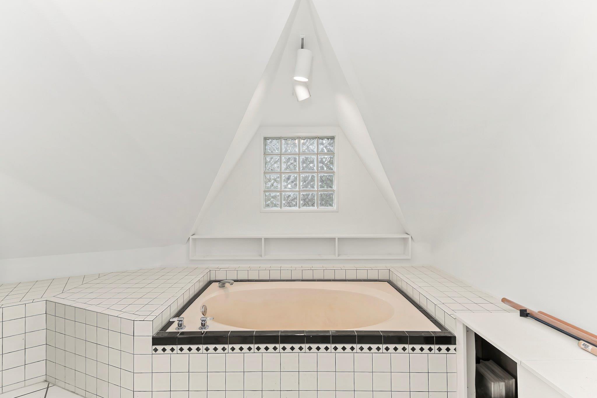 17226 Rocky Ridge Rd, Austin, TX 78734