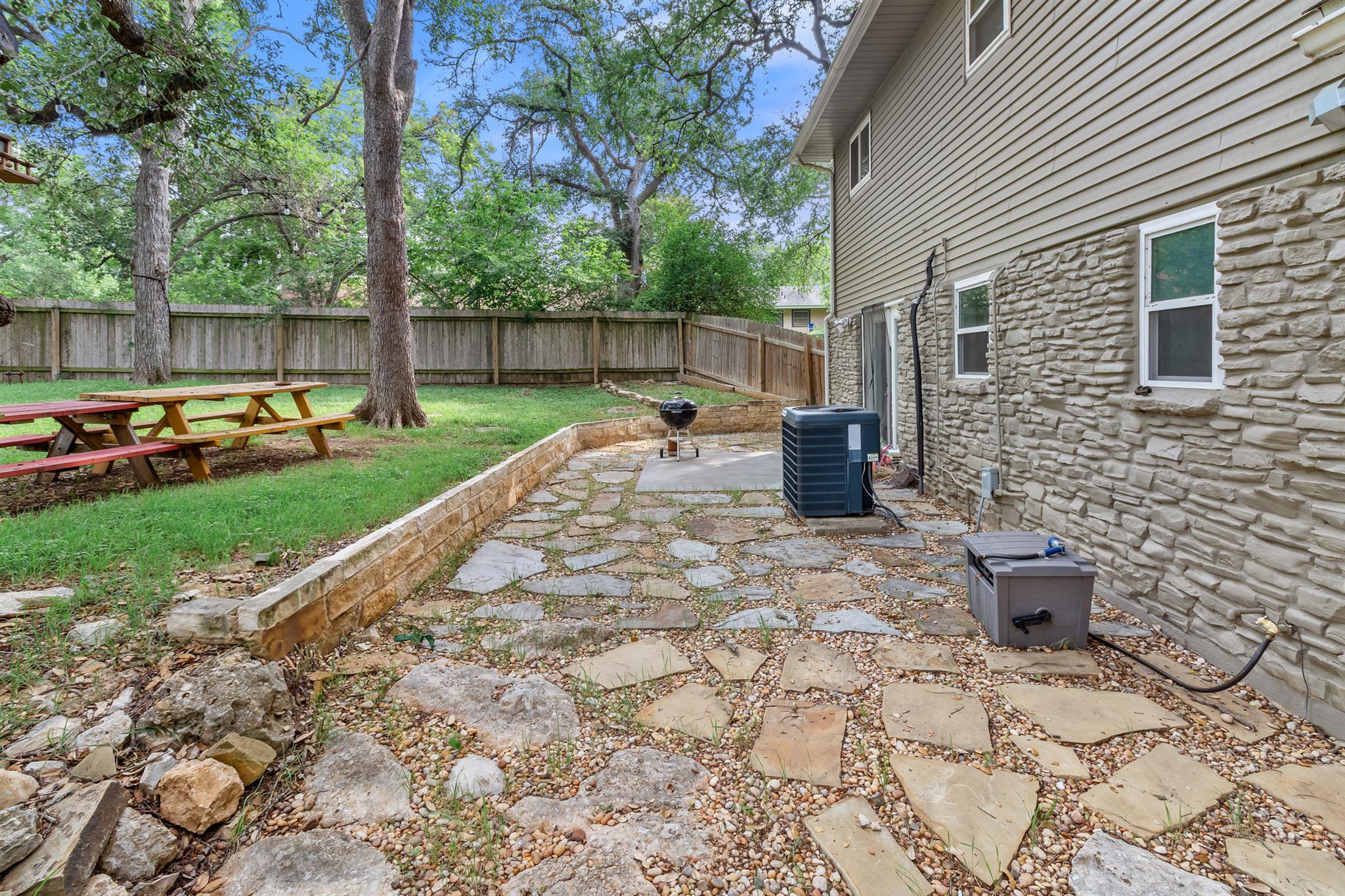 5205 Buffalo Pass, Austin, TX 78745