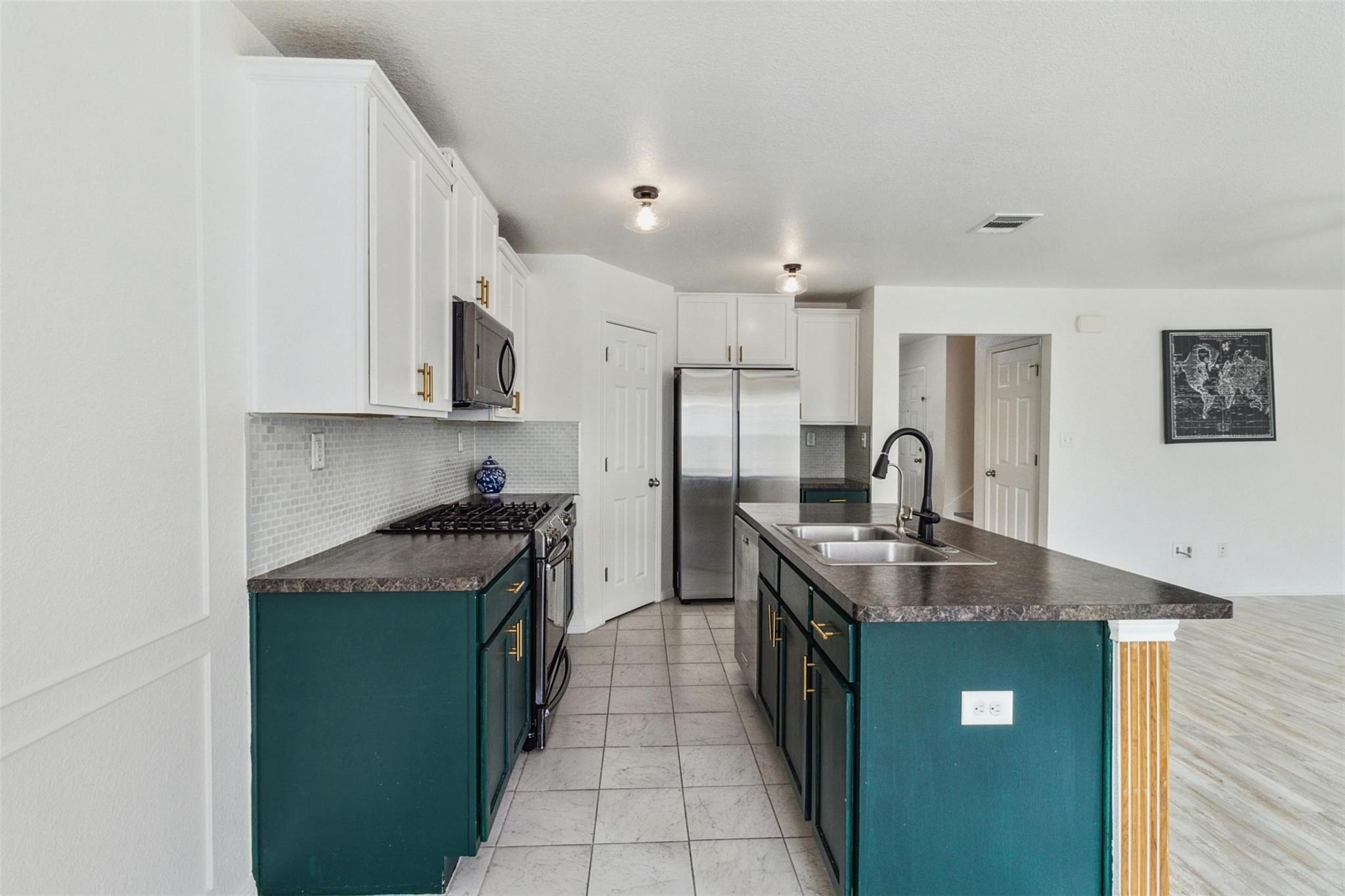 137 Preston Trl, San Marcos, TX 78666