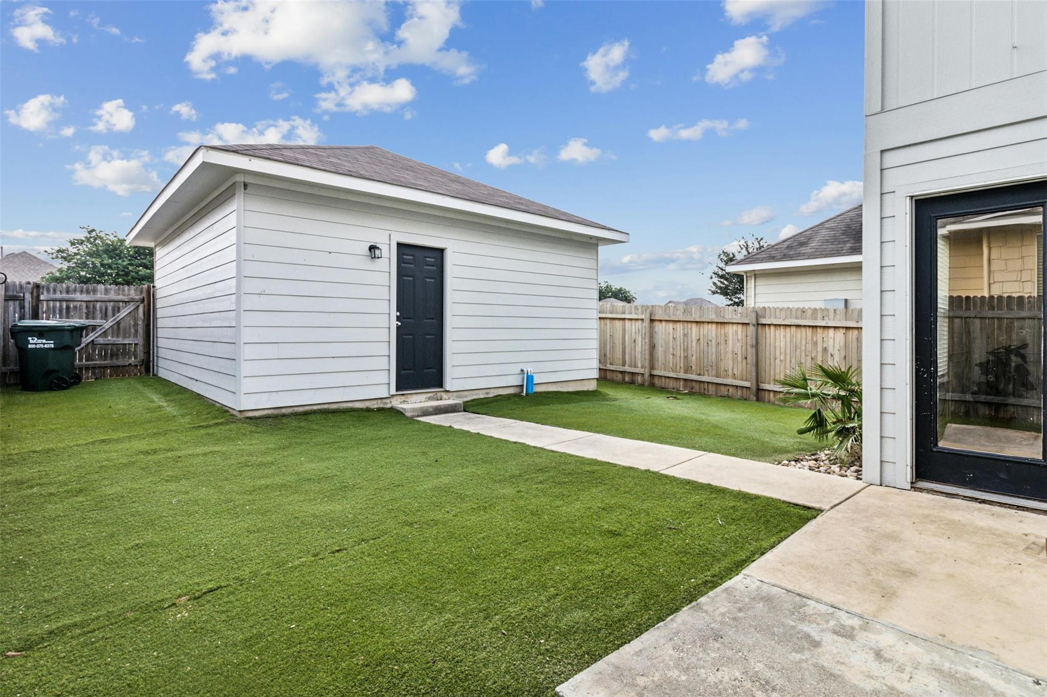 137 Preston Trl, San Marcos, TX 78666