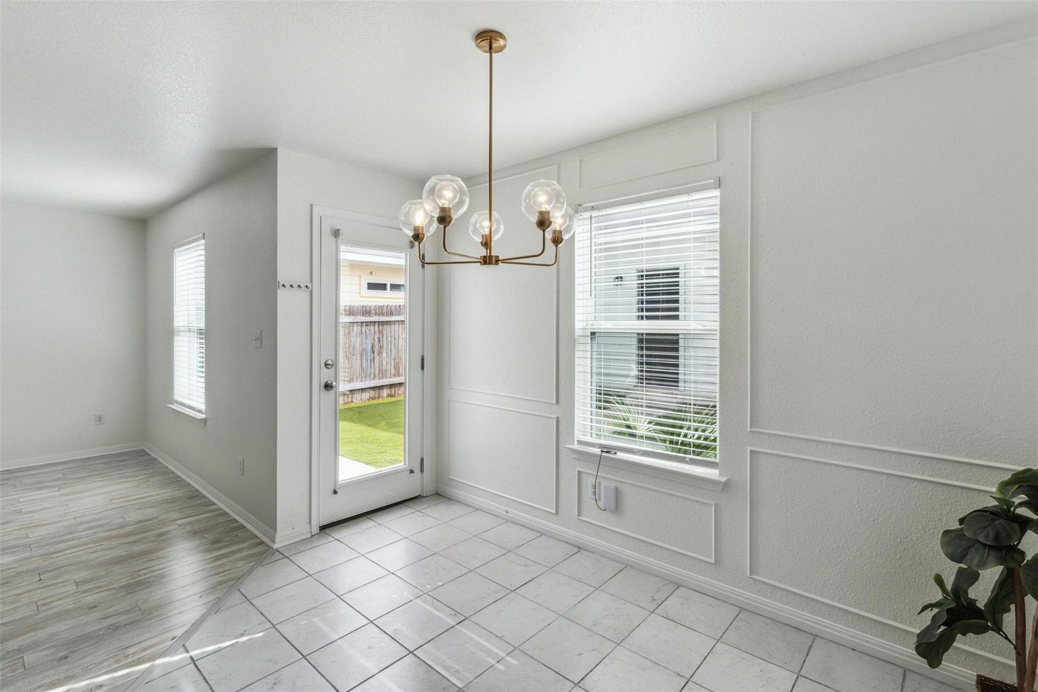 137 Preston Trl, San Marcos, TX 78666