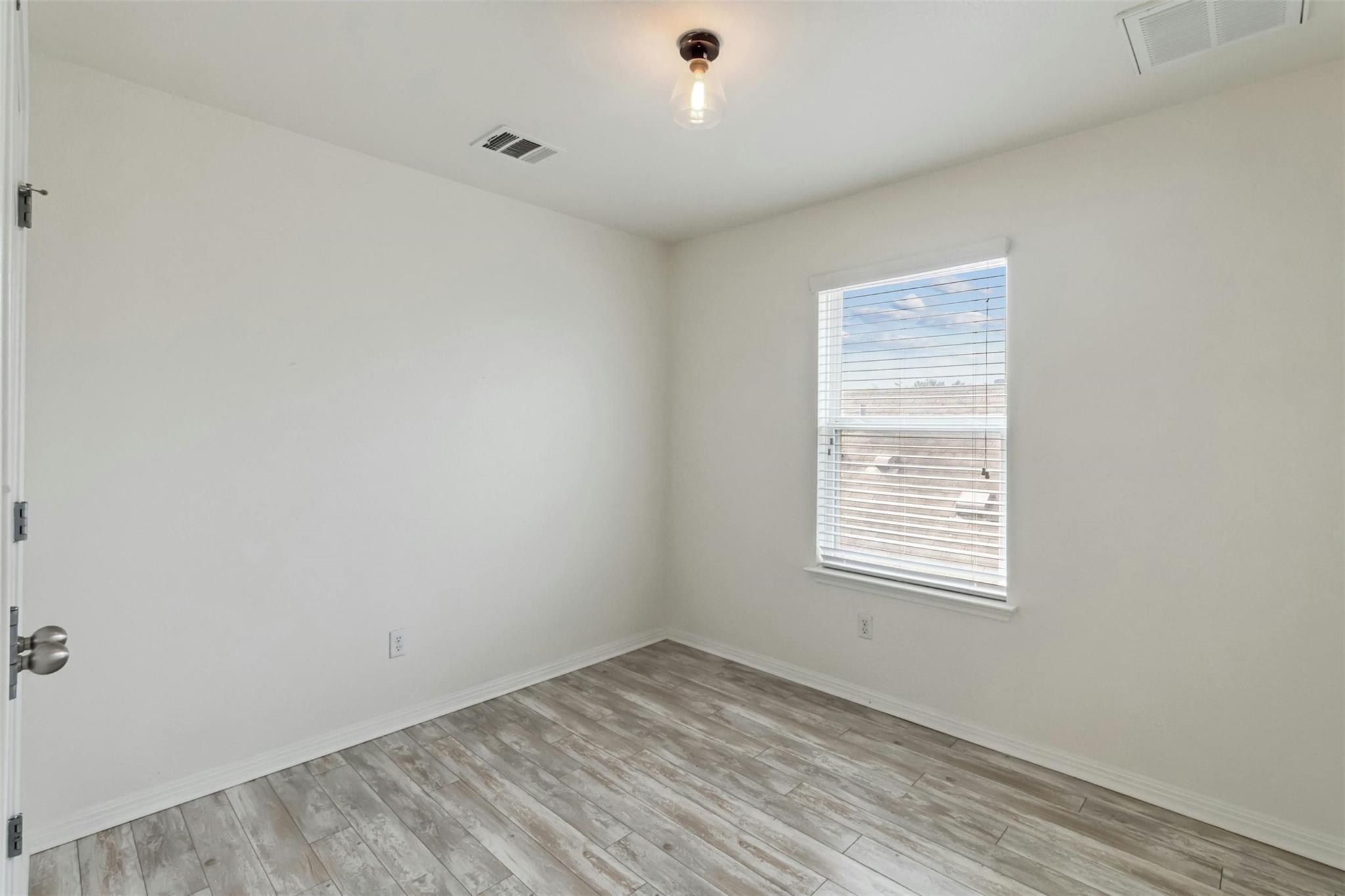 137 Preston Trl, San Marcos, TX 78666