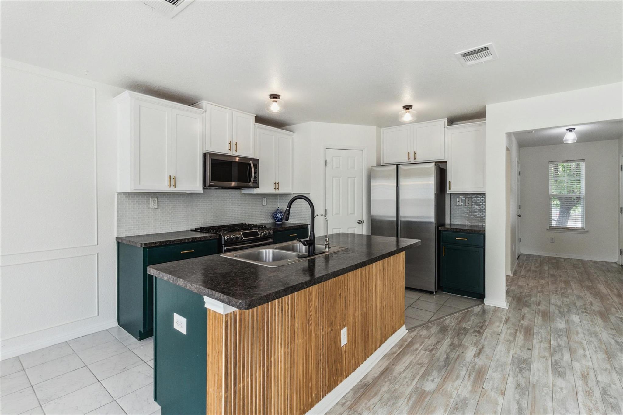 137 Preston Trl, San Marcos, TX 78666