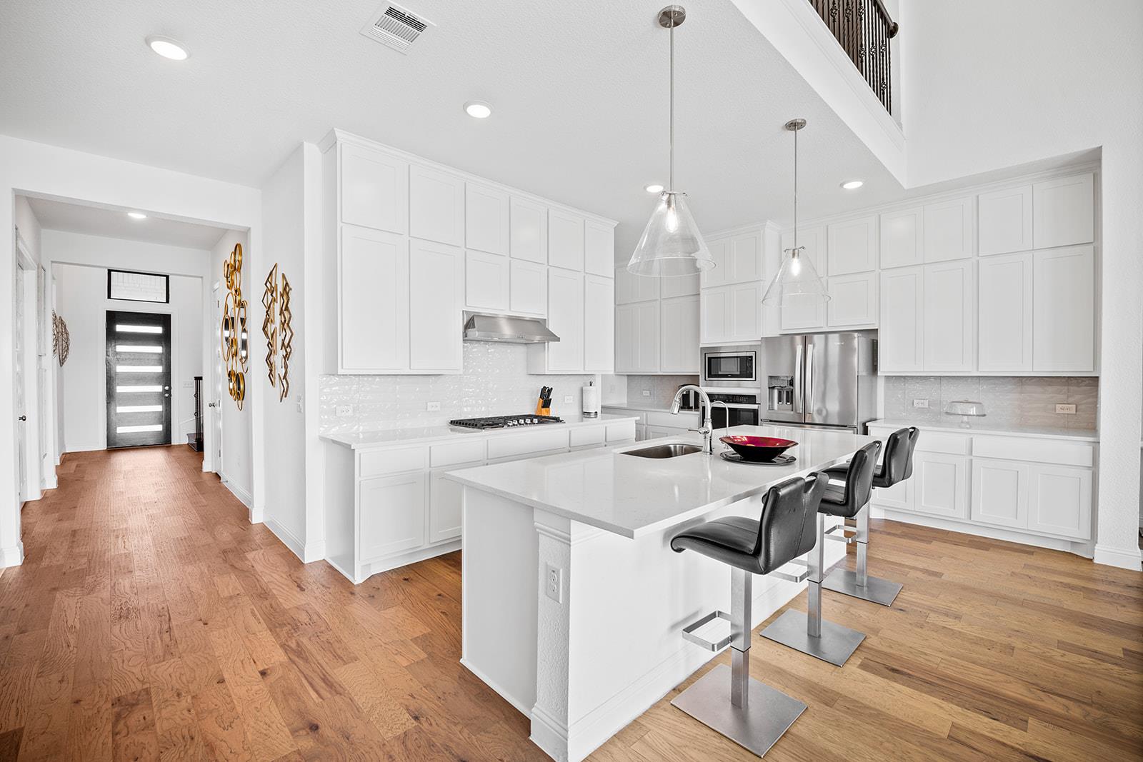 514 Round Valley Trl, Liberty Hill, TX 78642