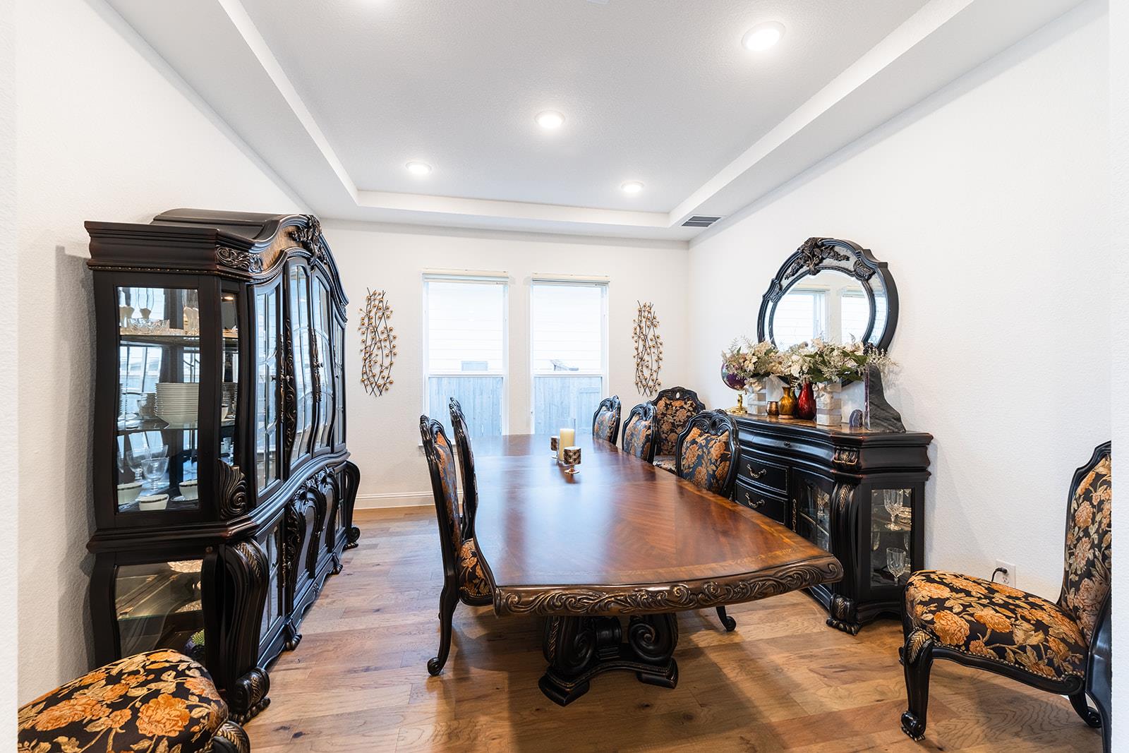 514 Round Valley Trl, Liberty Hill, TX 78642