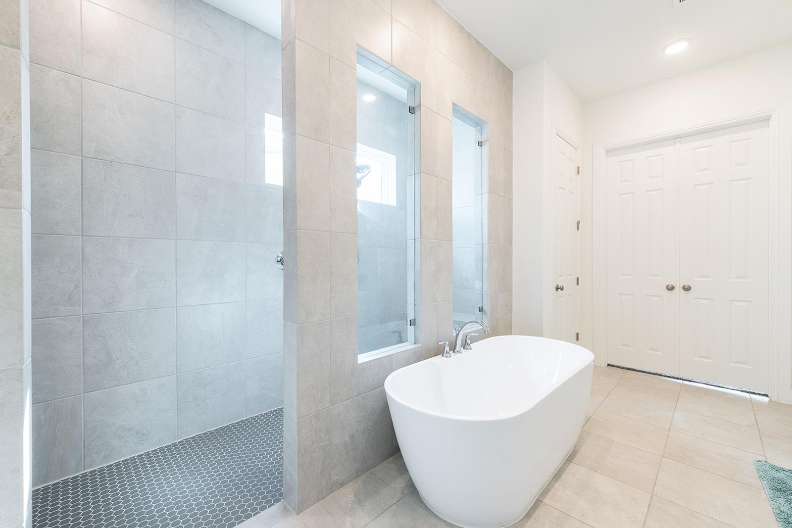 514 Round Valley Trl, Liberty Hill, TX 78642