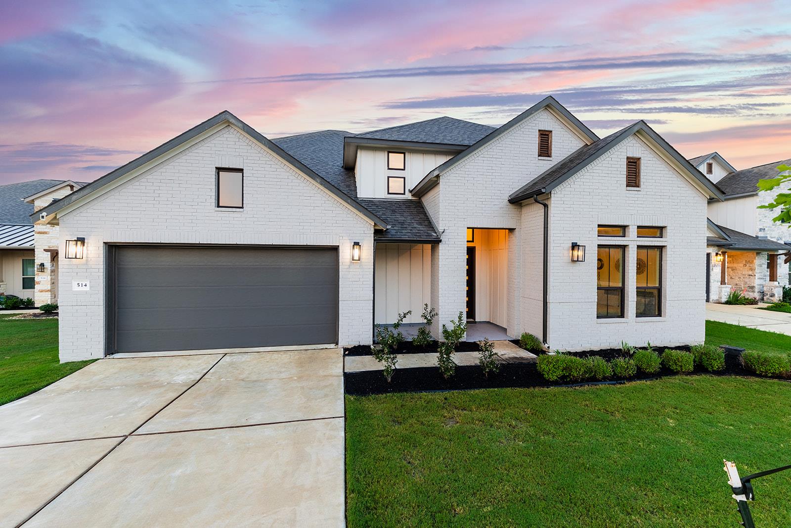 514 Round Valley Trl, Liberty Hill, TX 78642