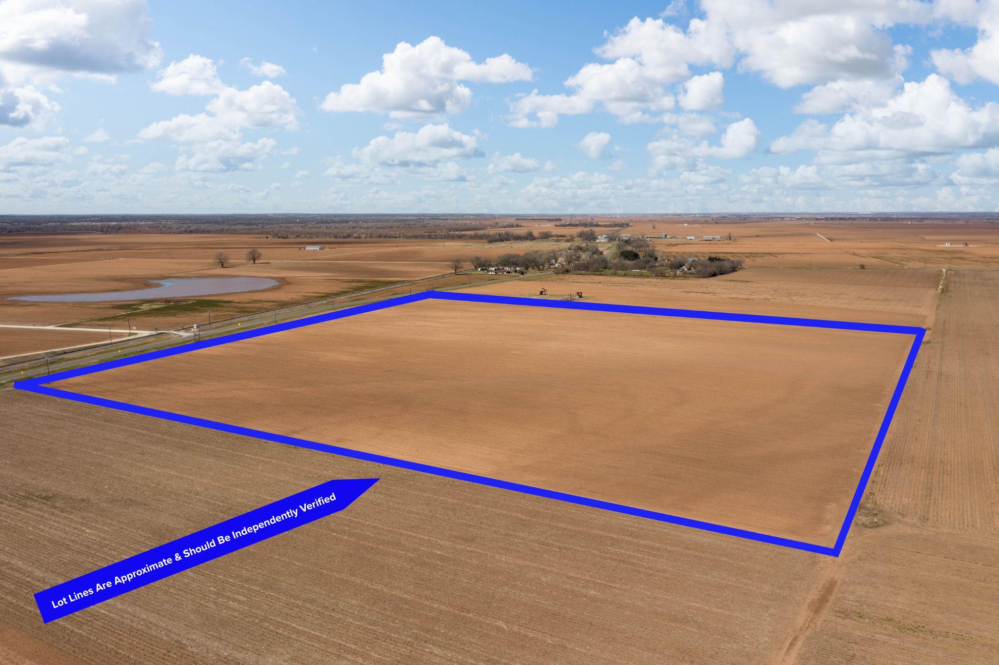 12485 Sandy Point Rd, Bryan, TX 77807