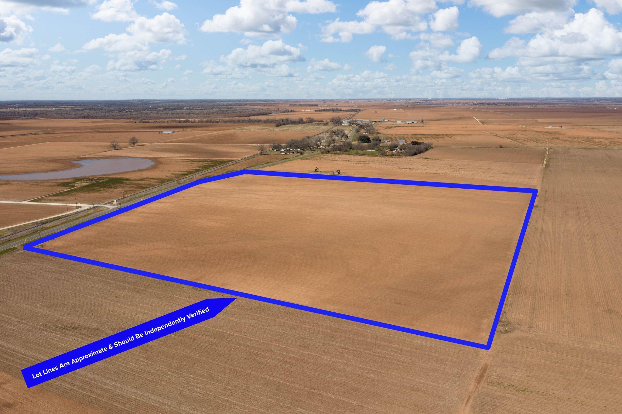 12485 Sandy Point Rd, Bryan, TX 77807