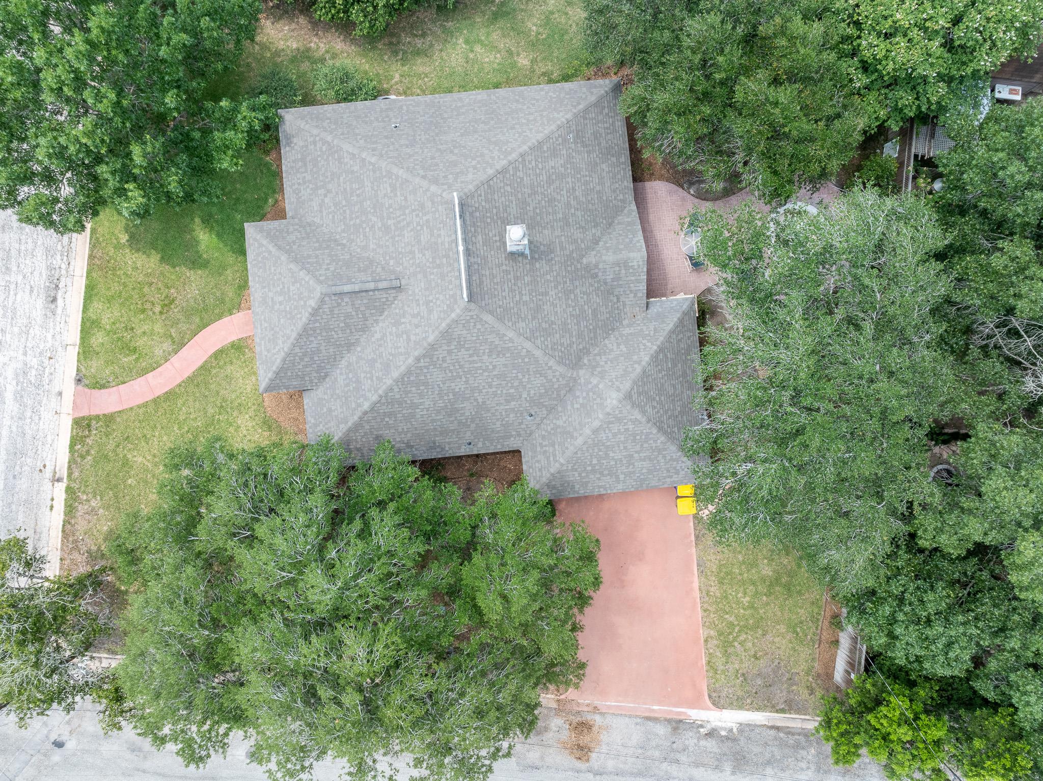 302 Rather St, Gonzales, TX 78629