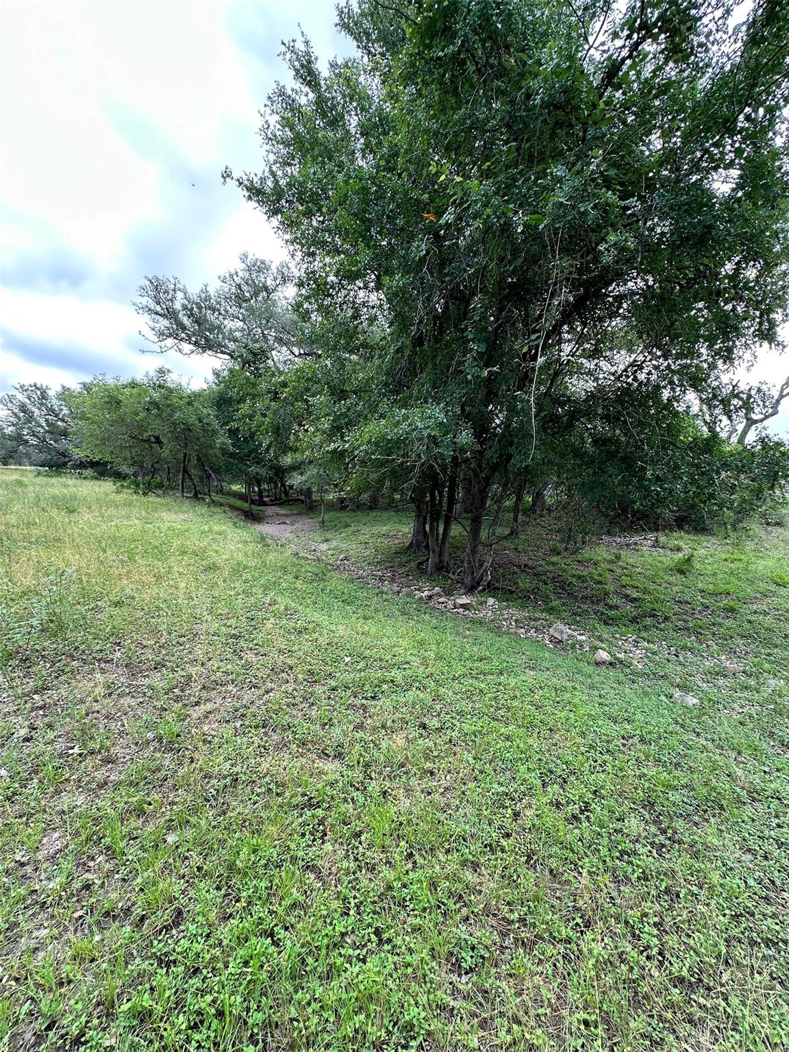 305 CR 305, Beeville, TX 78102