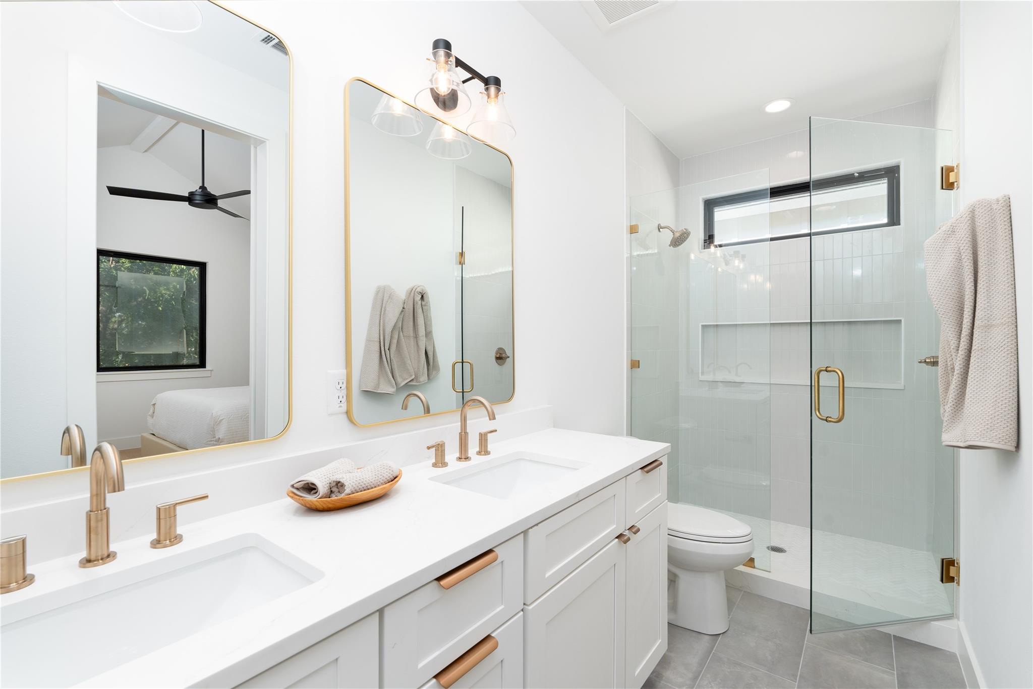 3001 E 51st St # 4, Austin, TX 78723