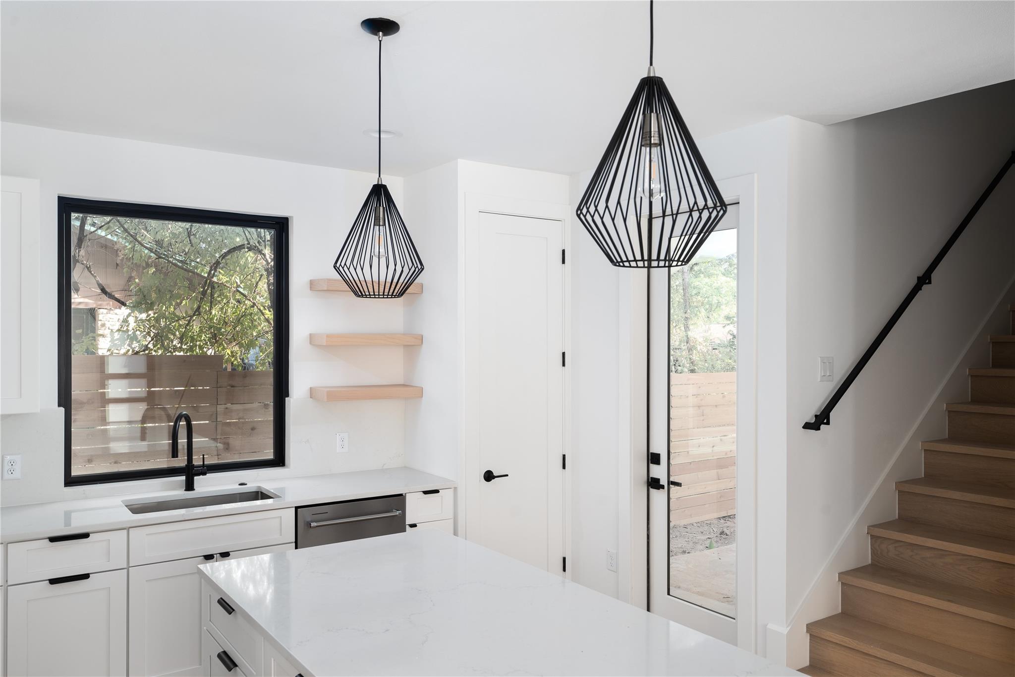 3001 E 51st St # 4, Austin, TX 78723