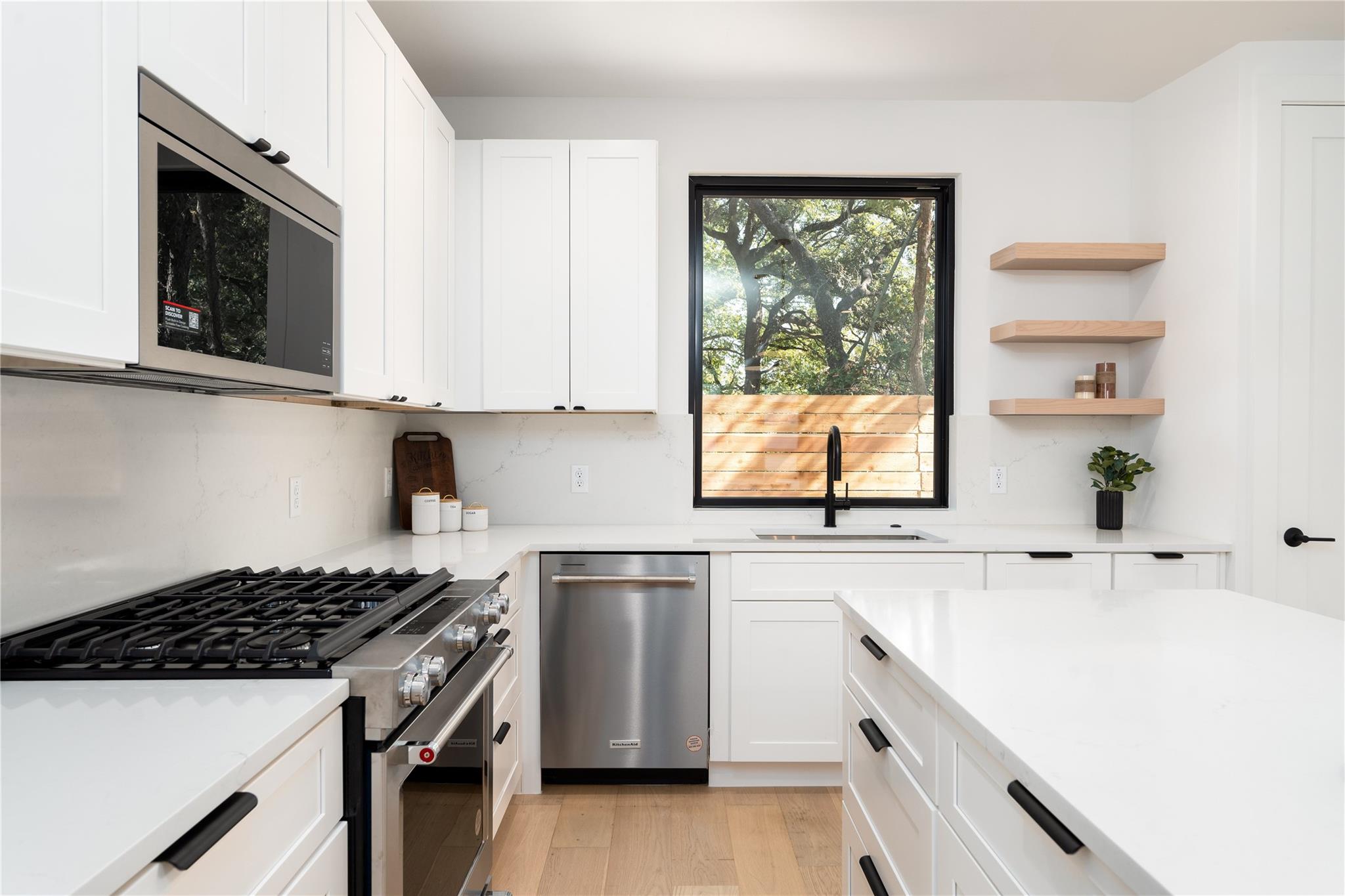 3001 E 51st St # 4, Austin, TX 78723