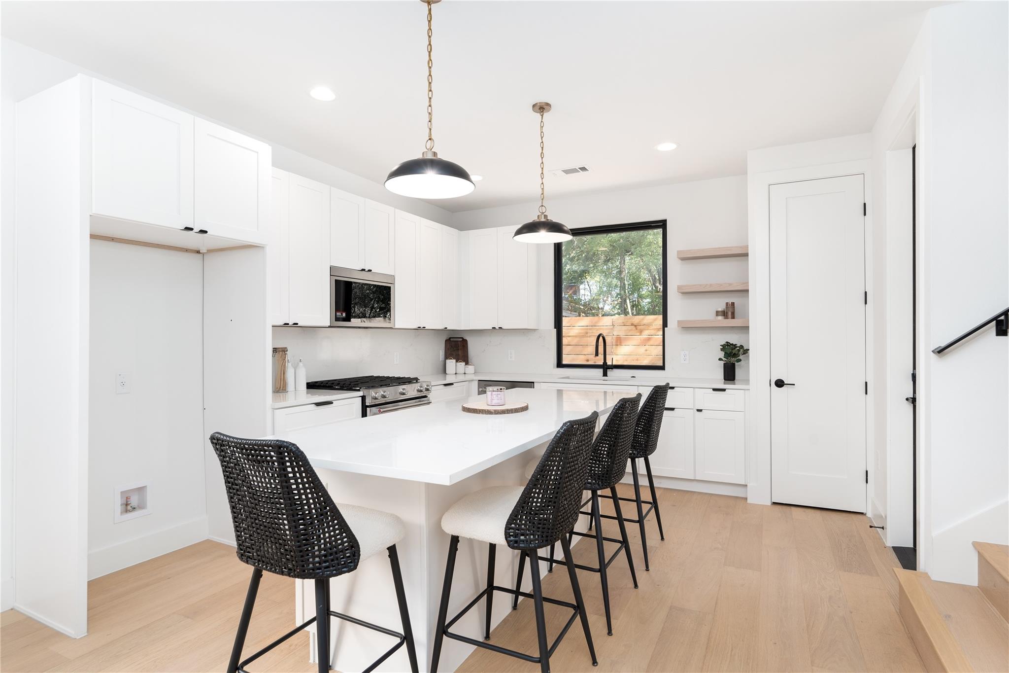 3001 E 51st St # 4, Austin, TX 78723