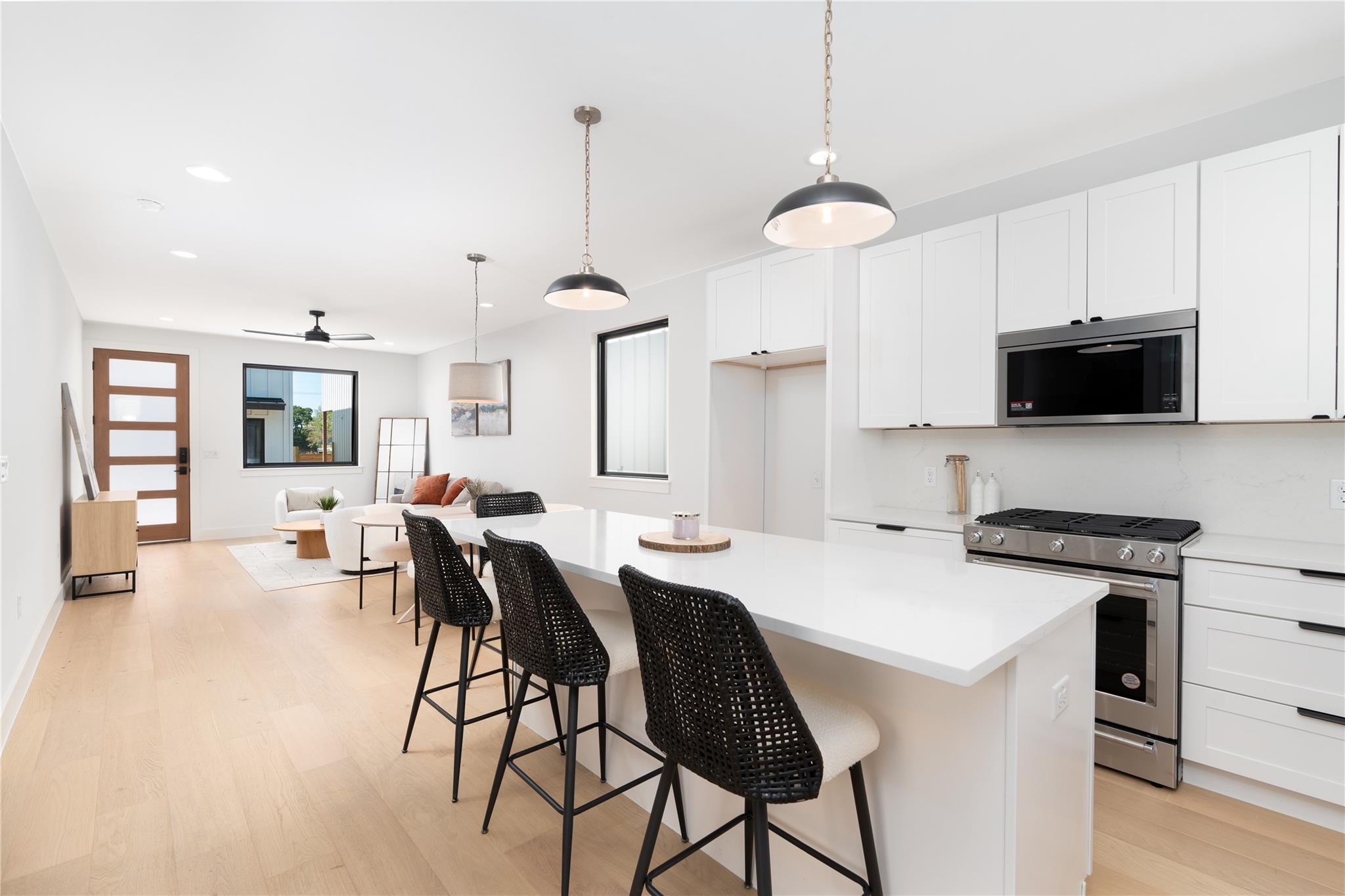 3001 E 51st St # 4, Austin, TX 78723