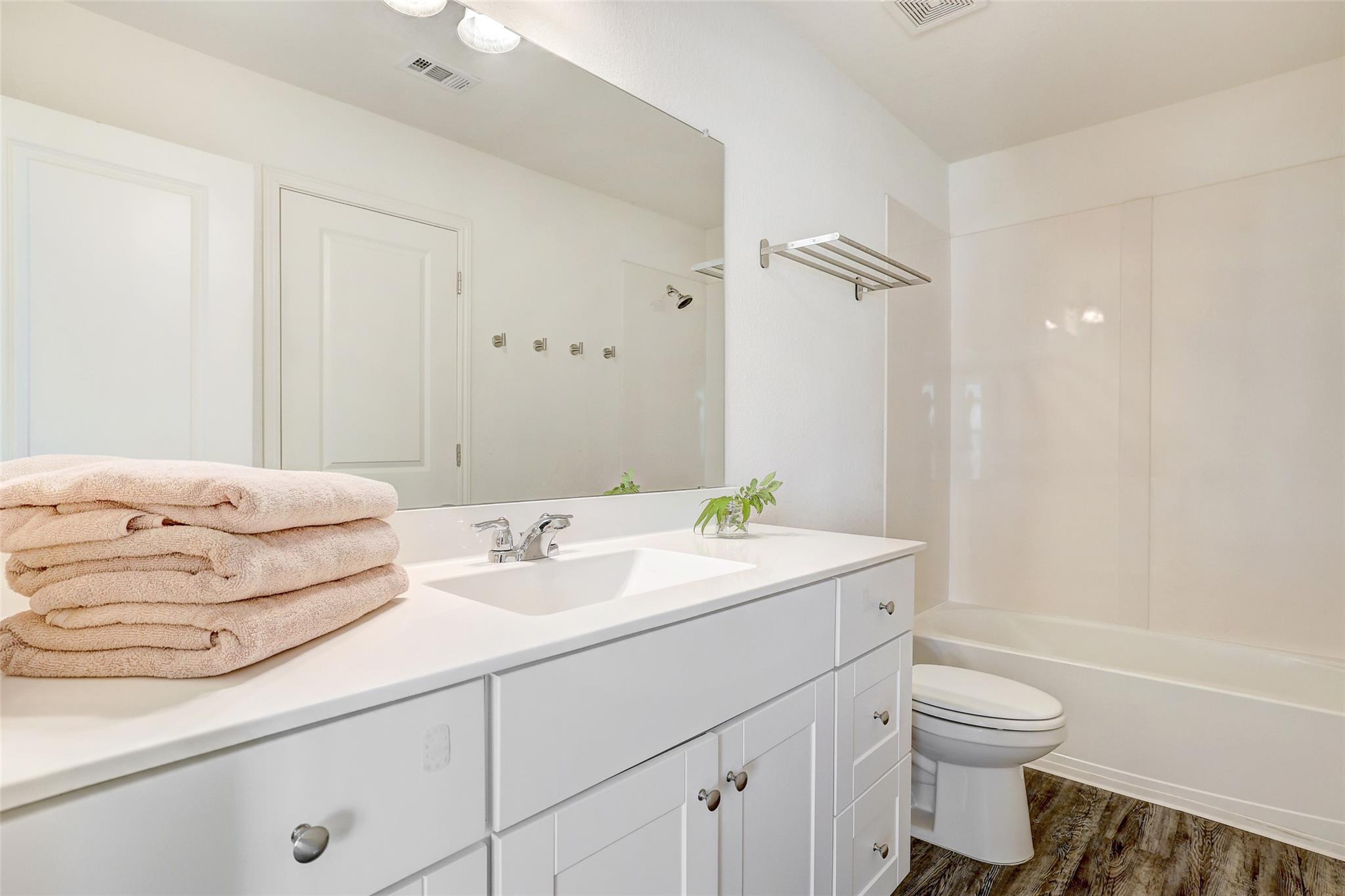 163 Wonderful Life Way, Jarrell, TX 76537