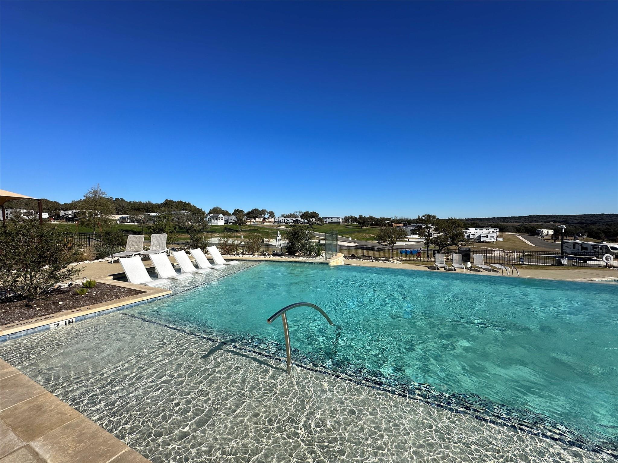 5386 Ranch Road 1376 # 31, Fredericksburg, TX 78624