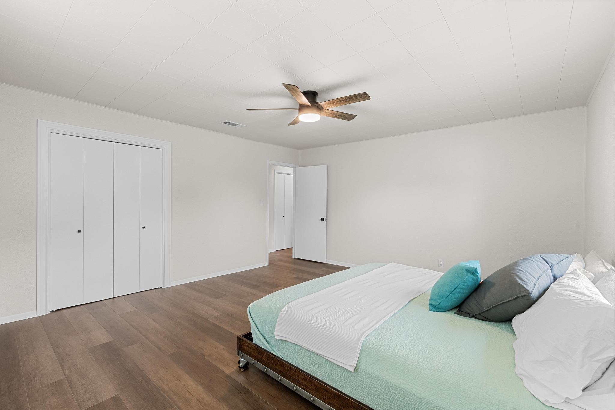 210 Fallwell St, Liberty Hill, TX 78642