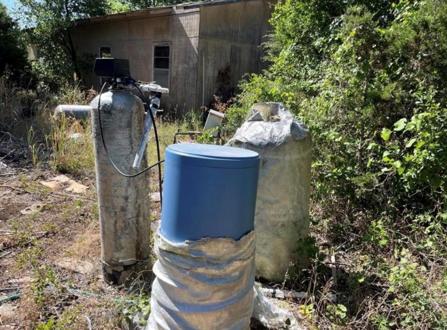 250 Rolling Oaks Dr, Driftwood, TX 78619